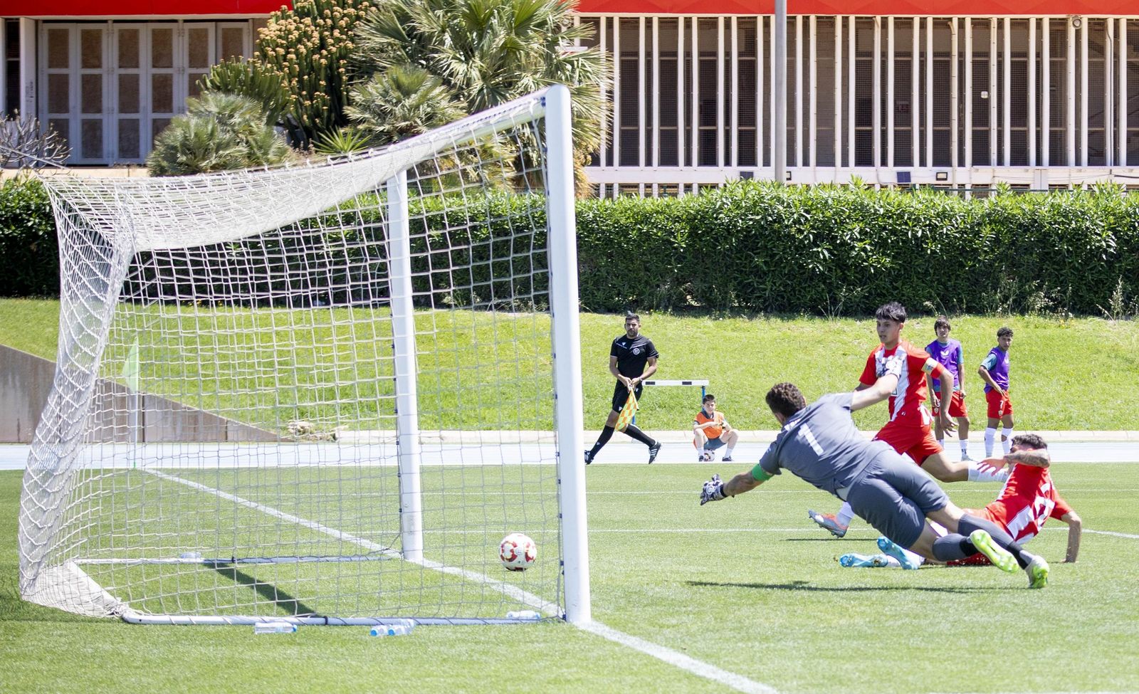 Partido de Segunda RFEF entre el Almería B y el Cádiz Mirandilla