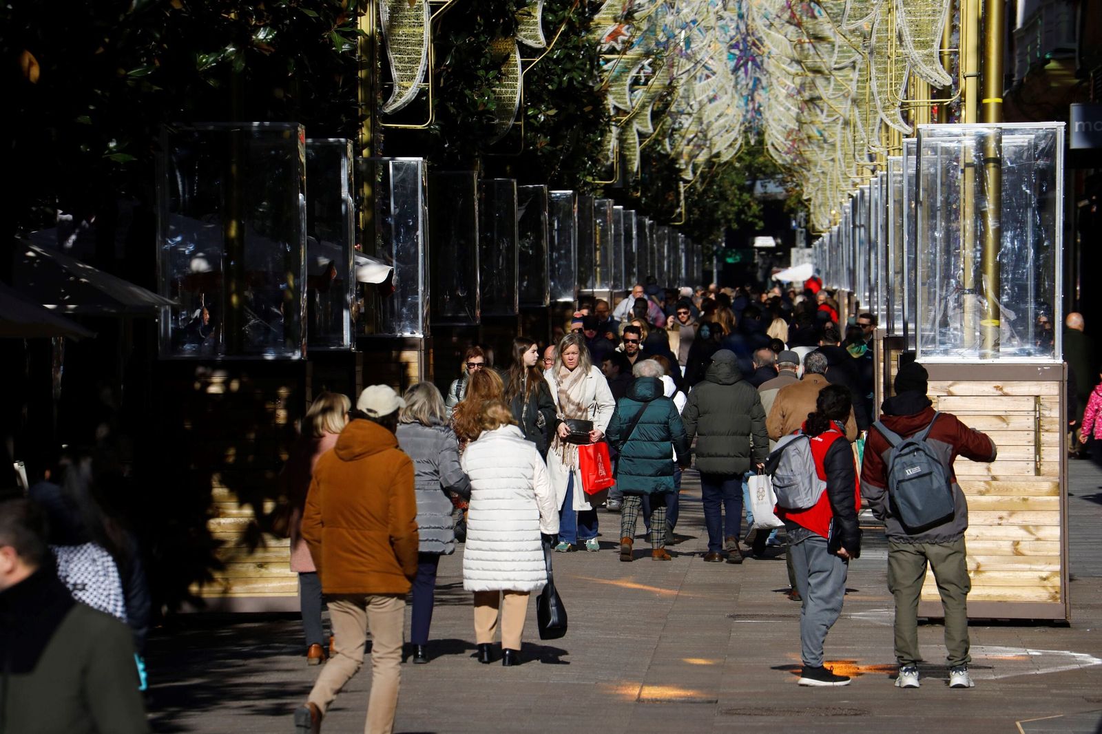 Los cordobeses se lanzan a por las rebajas de invierno, en imágenes