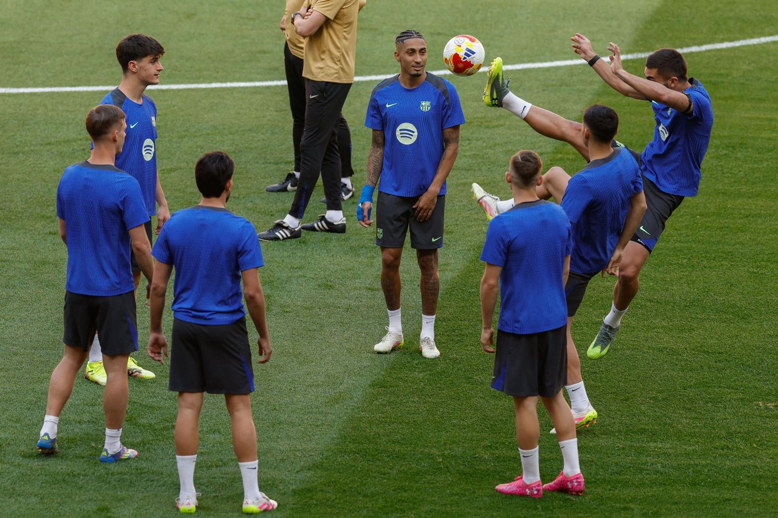 La fotos del día antes de la final de Copa Barcelona - Real Madrid