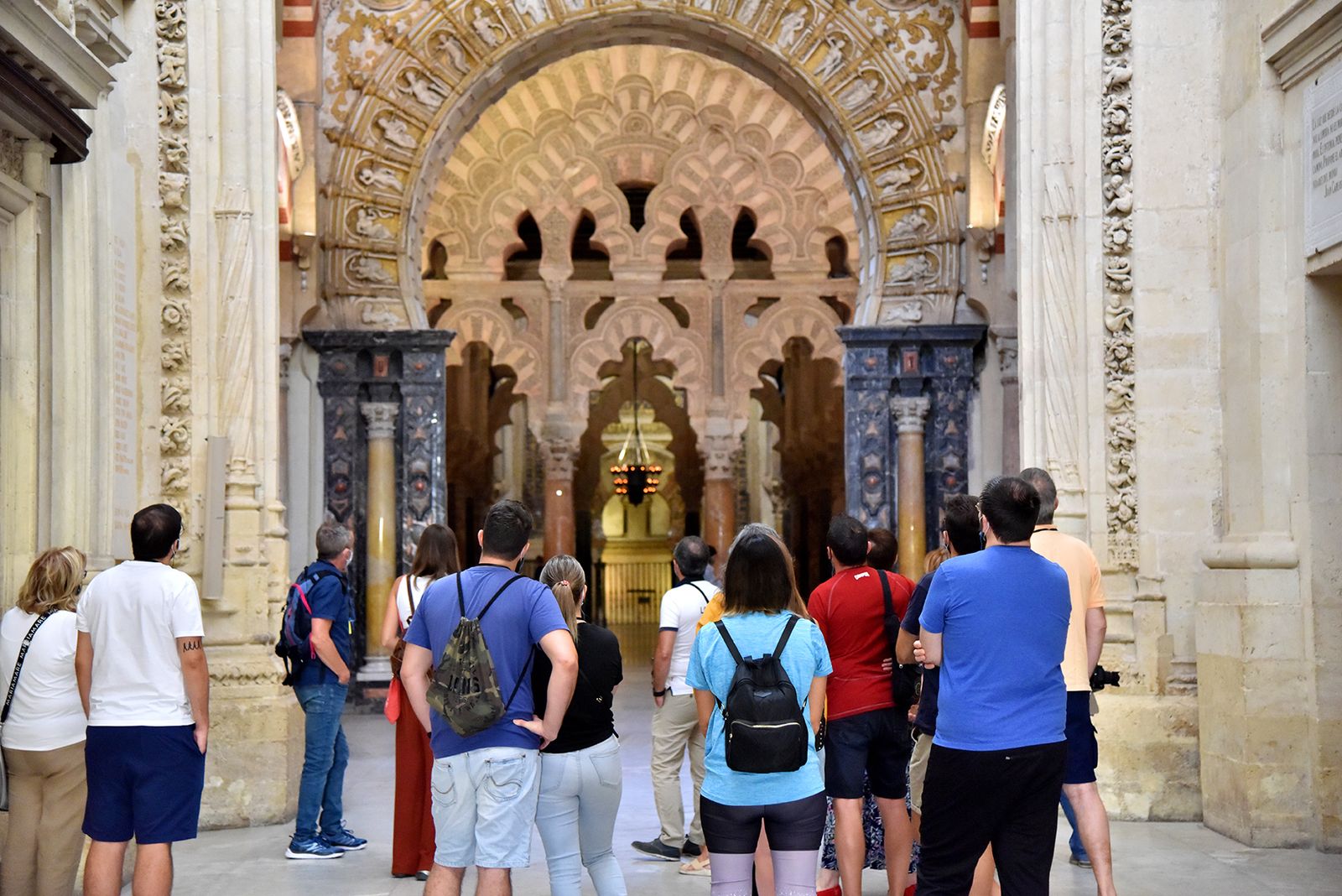 Visitantes de la Mezquita-Catedral durante el pasado verano.