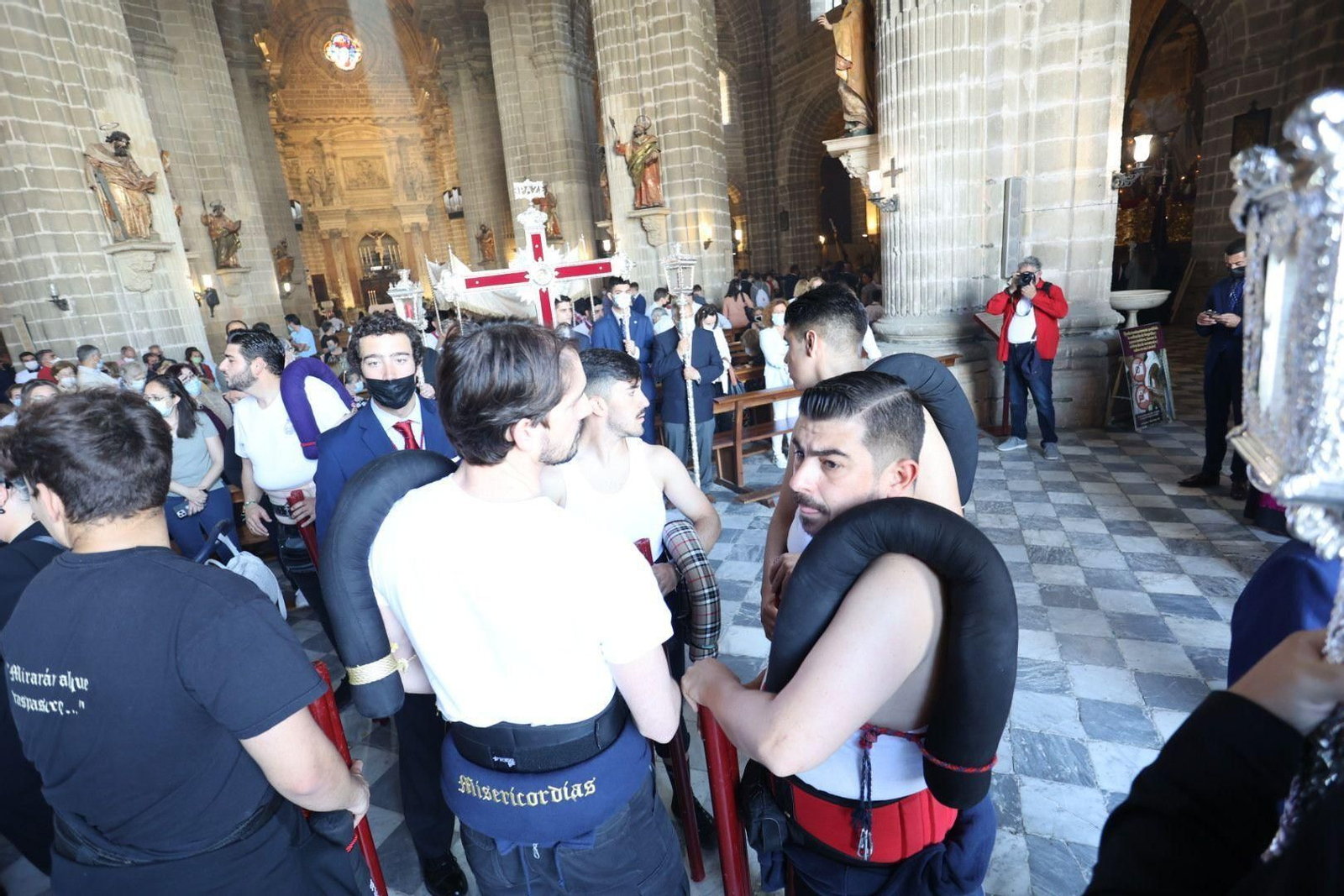 Las imágenes de regreso de las hermandades de la Sed, Candelaria, Paz y Clemencia a sus templos