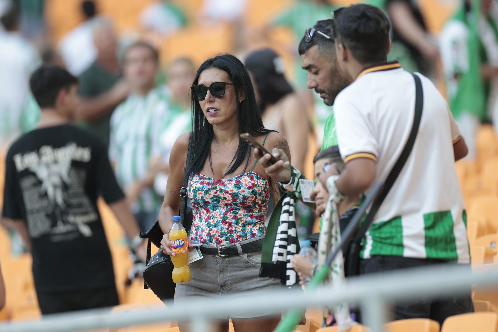 Búscate en las fotos del Betis - Alavés