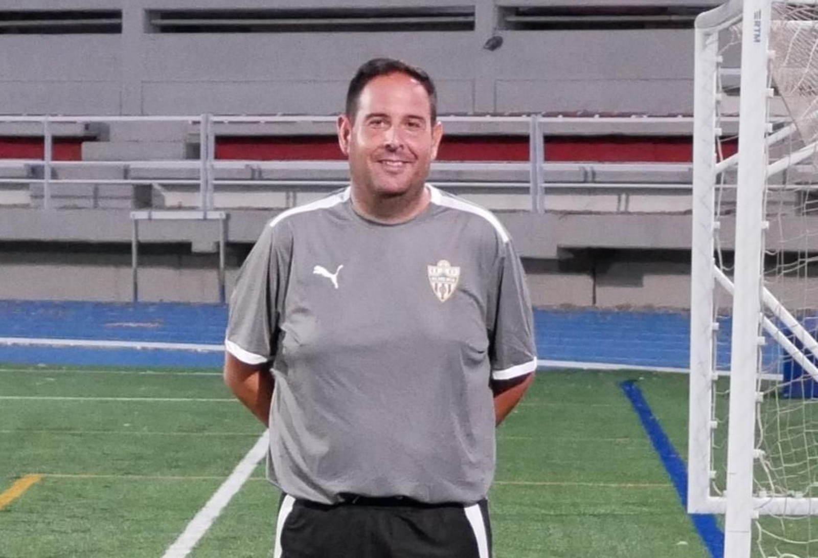 Agustín Sánchez deja el banquillo del Almería