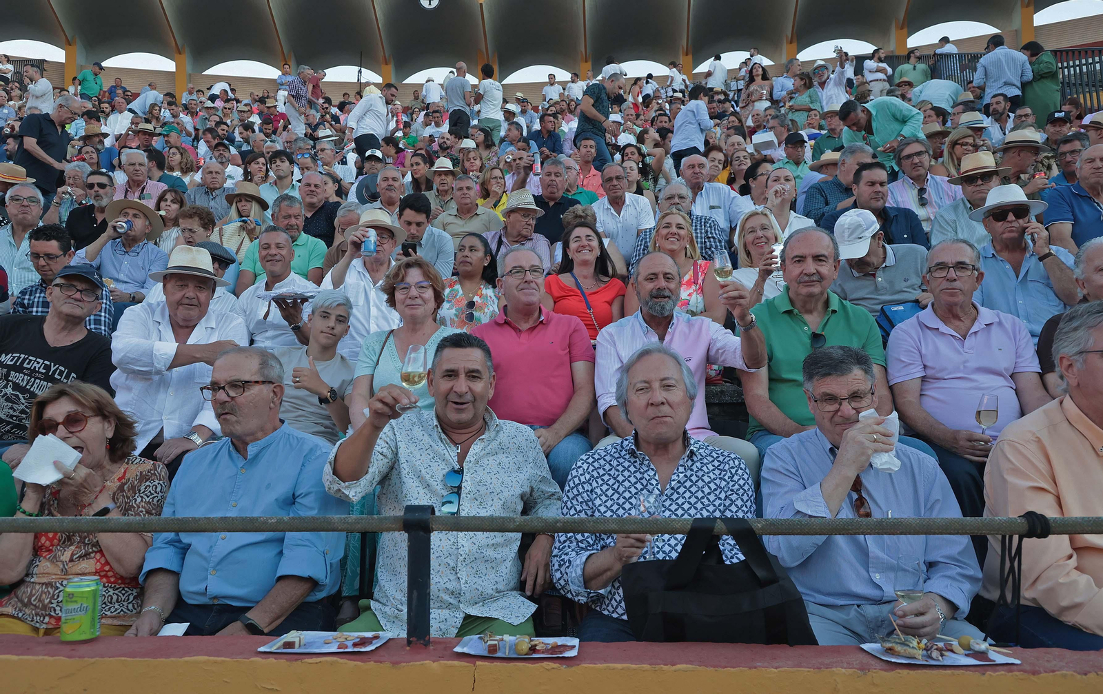 Búscate durante la corrida del jueves en la Feria Real de Algeciras 2024