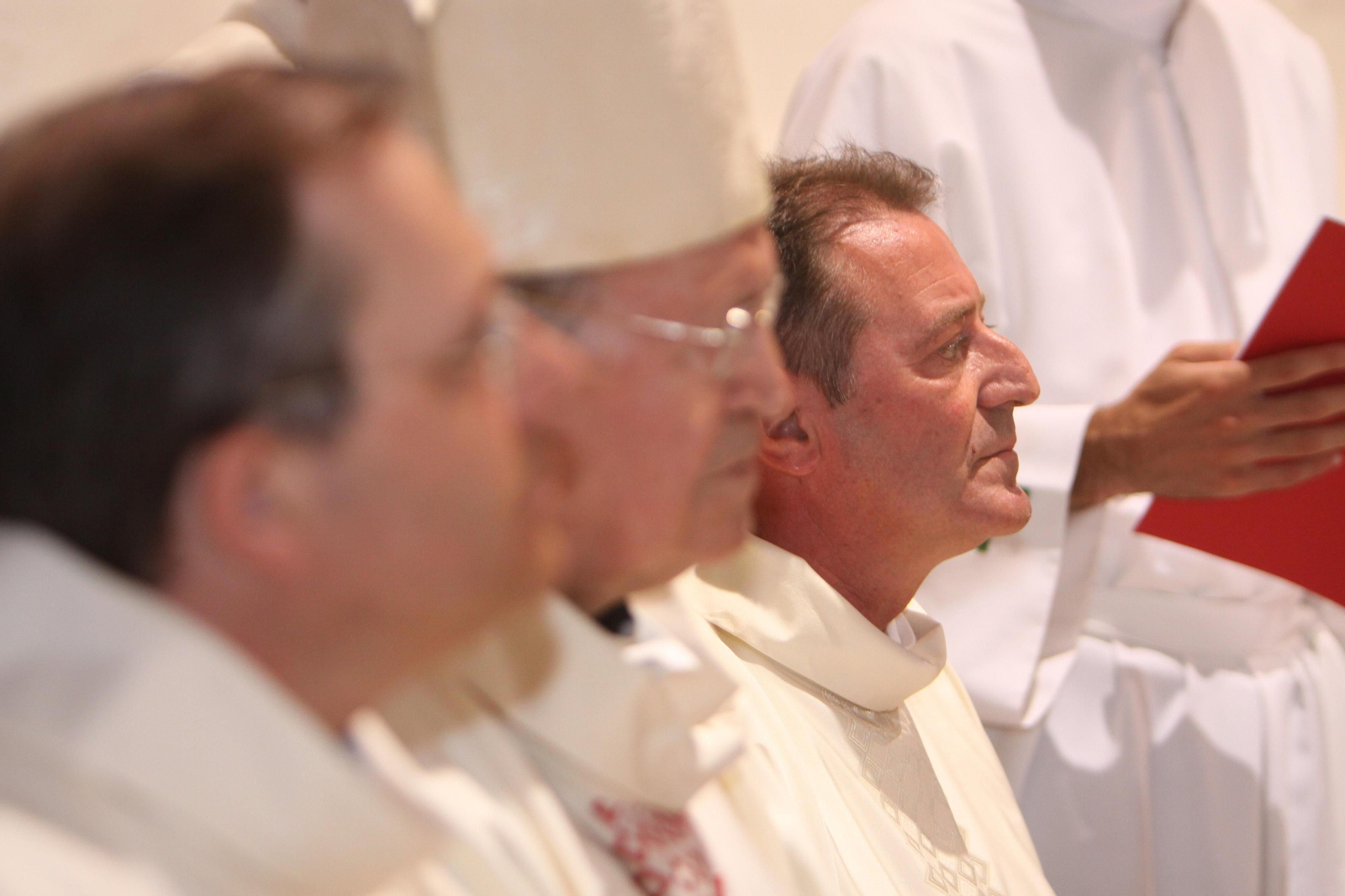 Las imágenes de Antonio Ceballos, obispo de Cádiz durante casi dos décadas