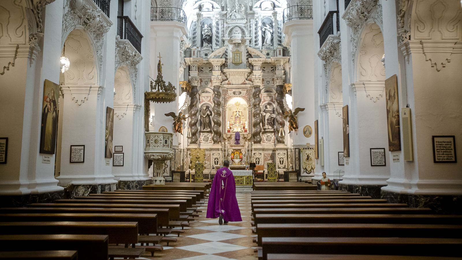 La hermandad de Cigarreras celebró la estación de penitencia  retransmitiendo a través de sus redes sociales