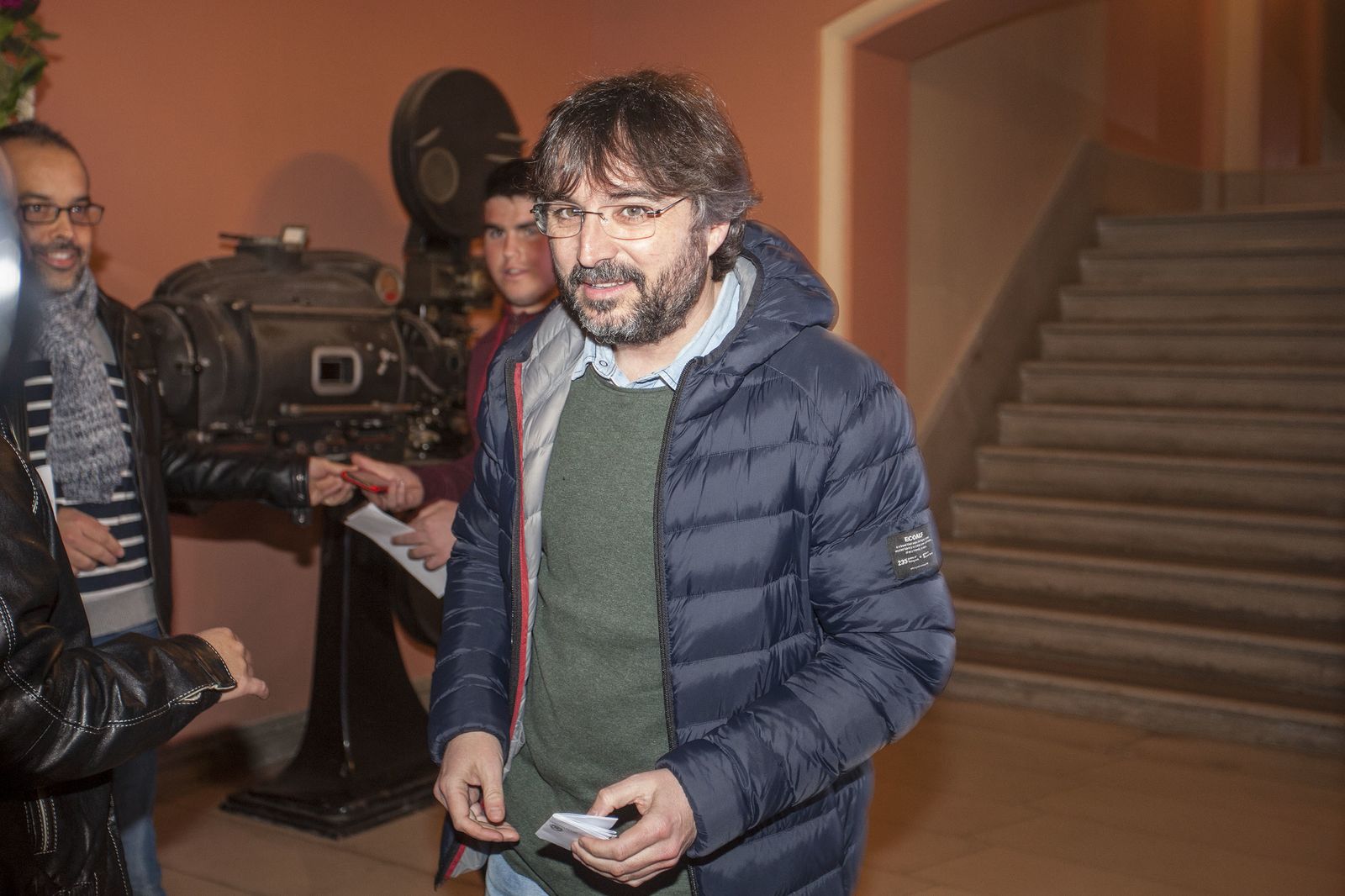 Jordi Évole a su llegada al Gran Teatro Falla