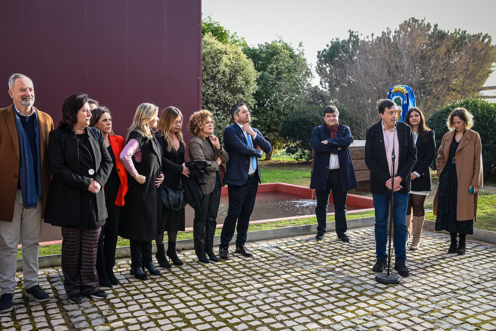 Imágenes de la inauguración del busto de Jesús Quintero en el Centro de la Comunicación Jesús Hermida