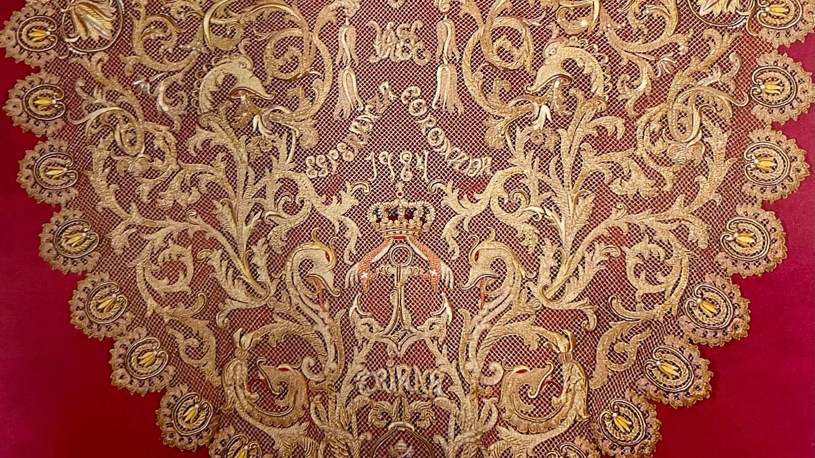 La toca a restaurar por parte de José Luis Expósito