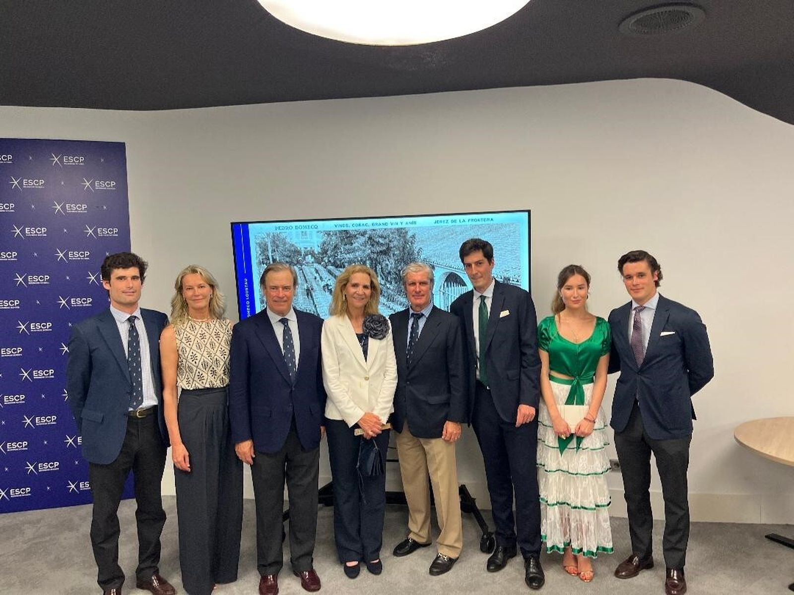 Cosme Domecq, Maise Martí, Pedro Domecq, la infanta Elena, Cosme Domecq, Diego de Ysasi, Carmen Santos y Bruno Domecq.