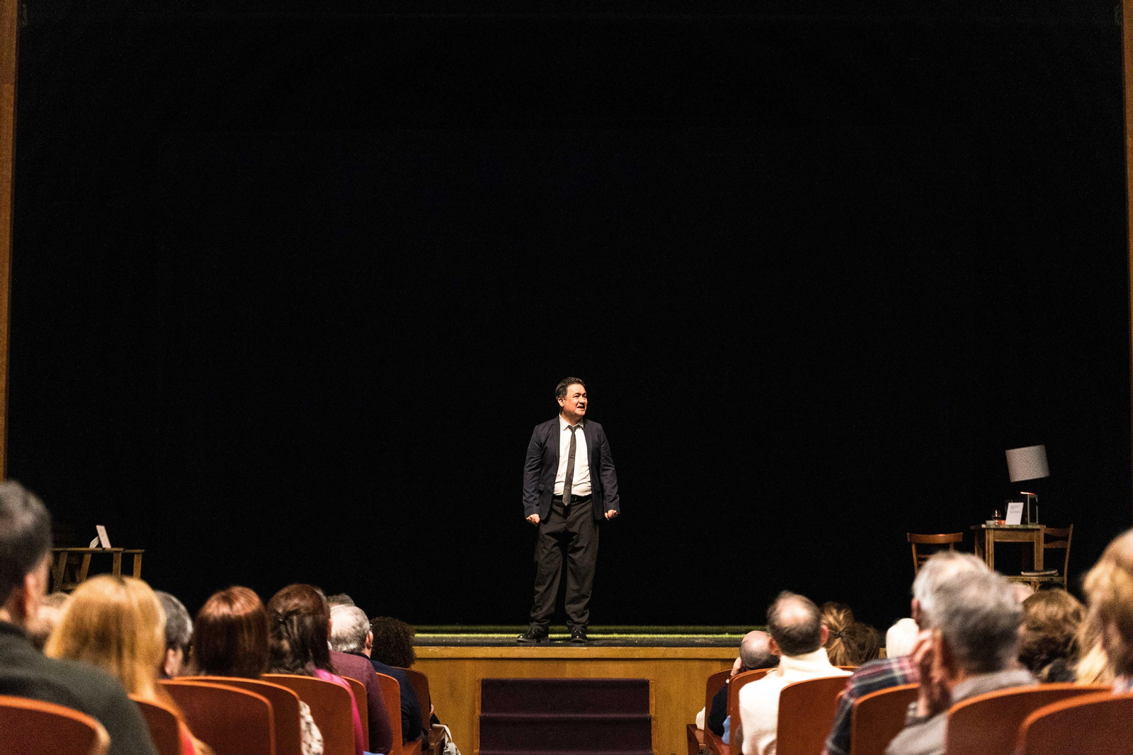 La obra 'Las piscinas de la Barceloneta' llega al Teatro de las Cortes en San Fernando La obra 'Las piscinas de la Barceloneta' llega al Teatro de las Cortes en San Fernando