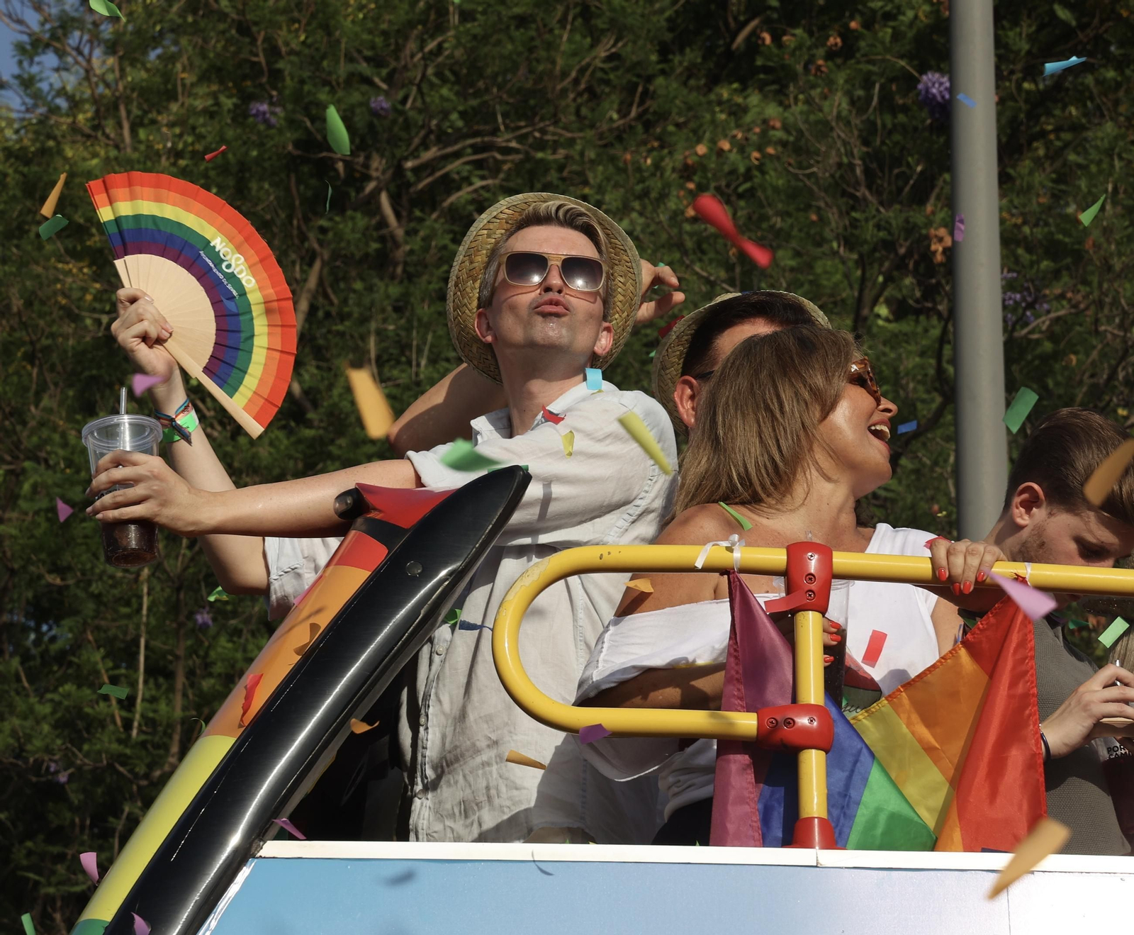 Las fotos de la cabalgata del Orgullo LGTBIQ+ en Sevilla
