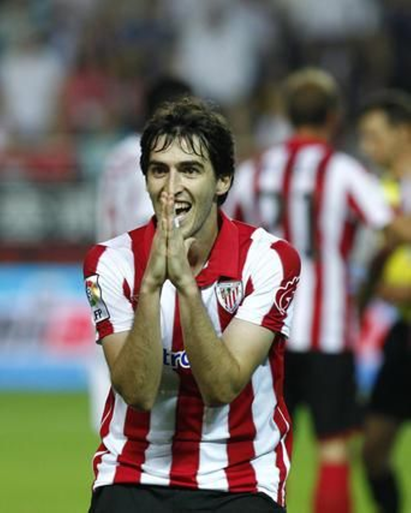 El Sevilla vence 4-3 al Athletic de Bilbao en el Sánchez Pizjuán con dos goles de Luis Fabiano y dos de Kanoute de penalti. / Antonio Pizarro