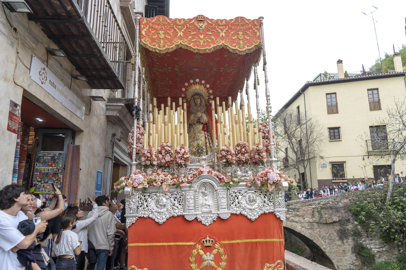 Fotos de Los Dolores en el Lunes Santo de la Semana Santa de Granada
