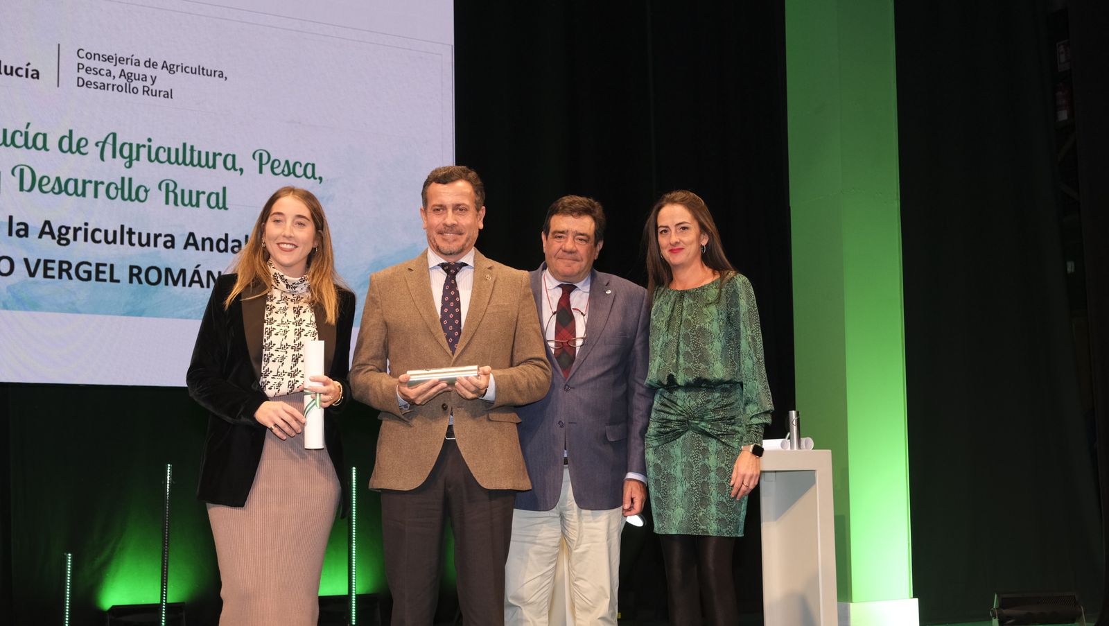 Imágenes de los XVI Premios Junta de Andalucía de Agricultura y Pesca, celebrados en Almería
