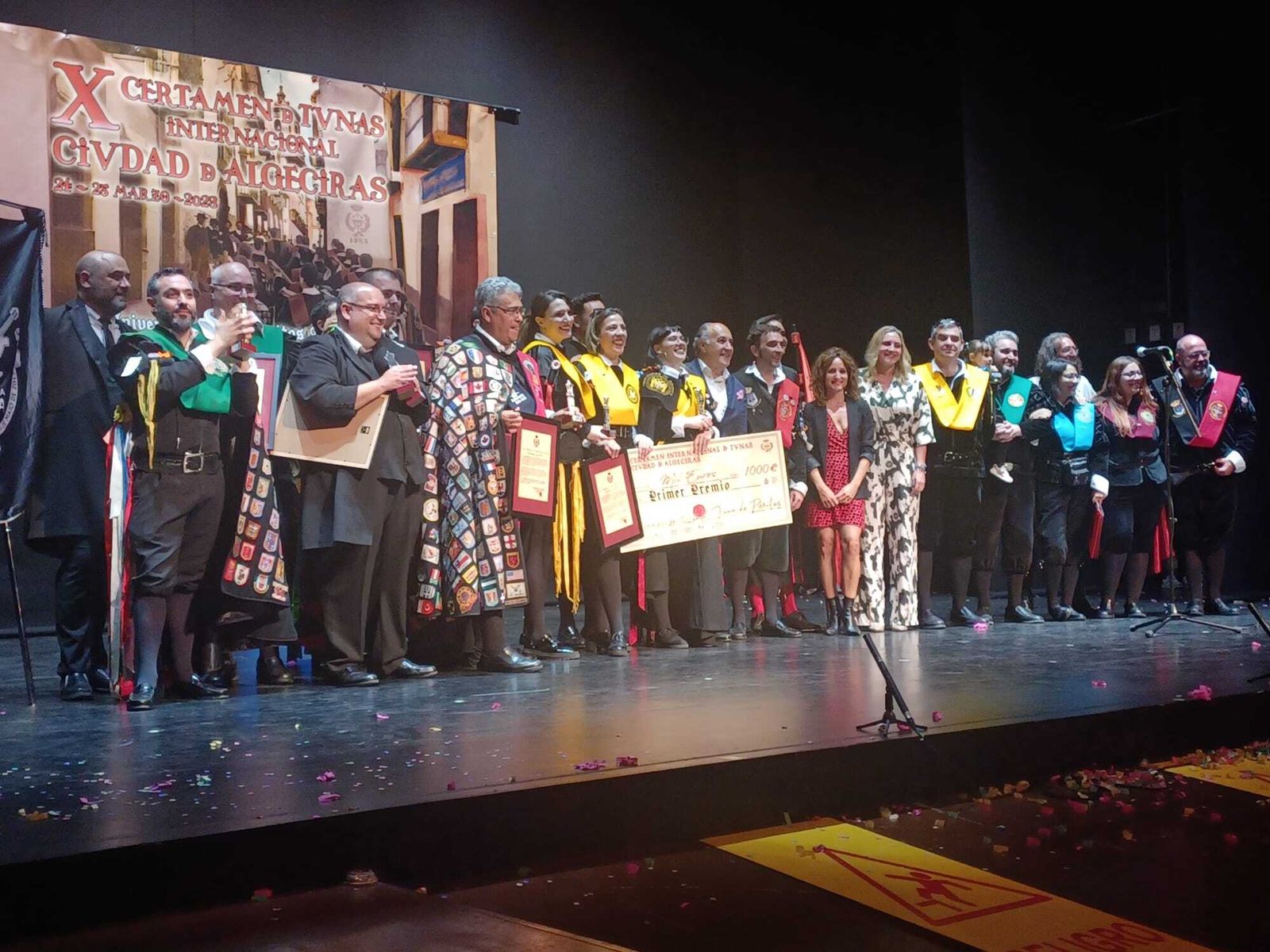 La entrega de premios del Certamen de Tunas.