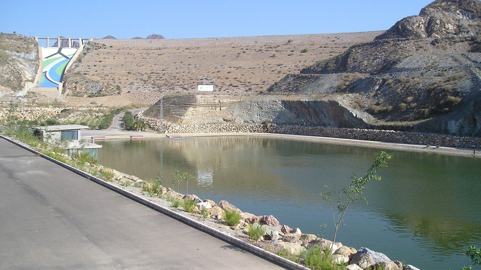 El canal de Cuevas estuvo abandonado sin actividad casi quince años El canal de Cuevas estuvo abandonado sin actividad casi quince años
