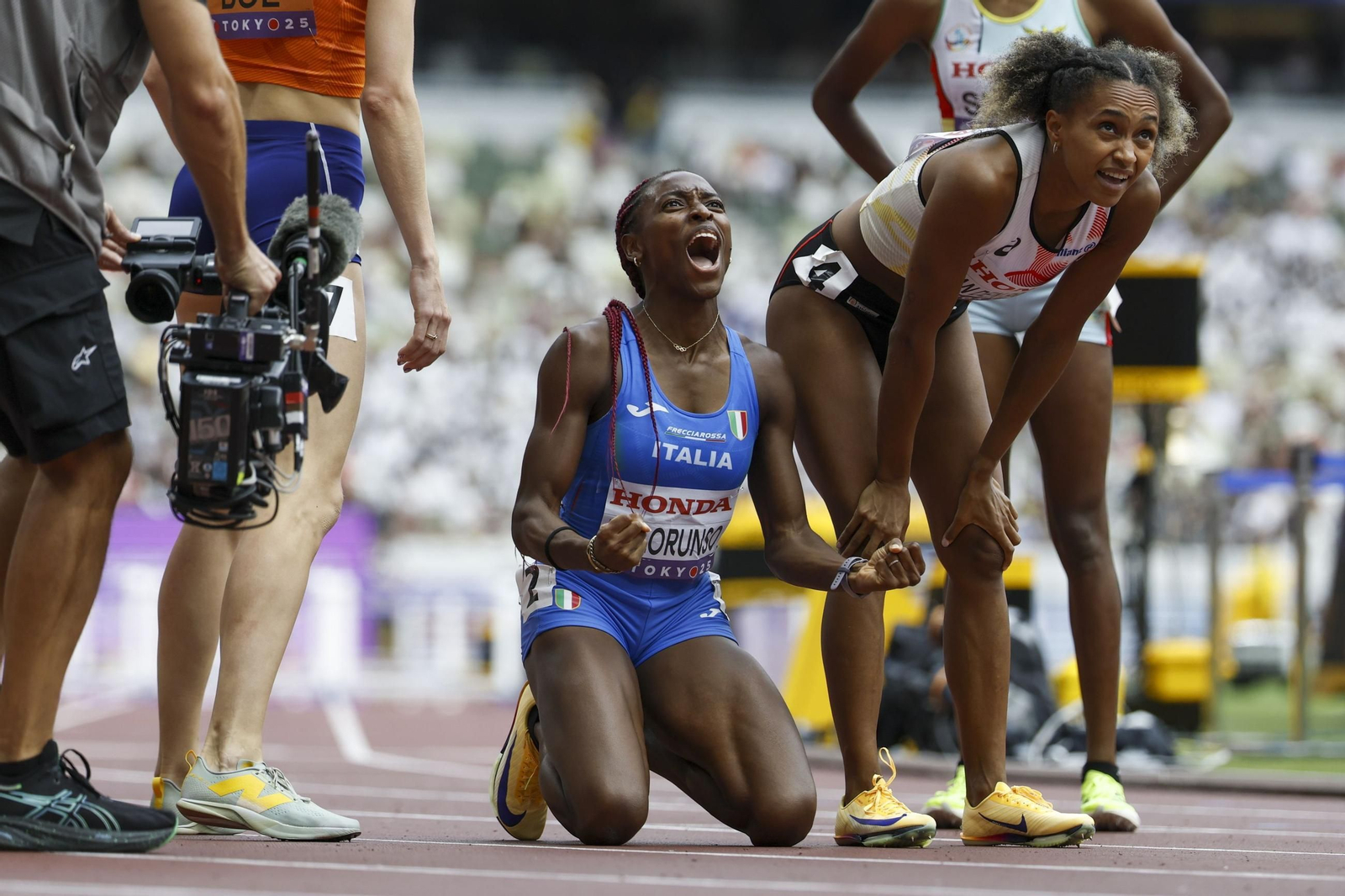 Las fotos del récord mundial de Duplantis y del resto de la jornada