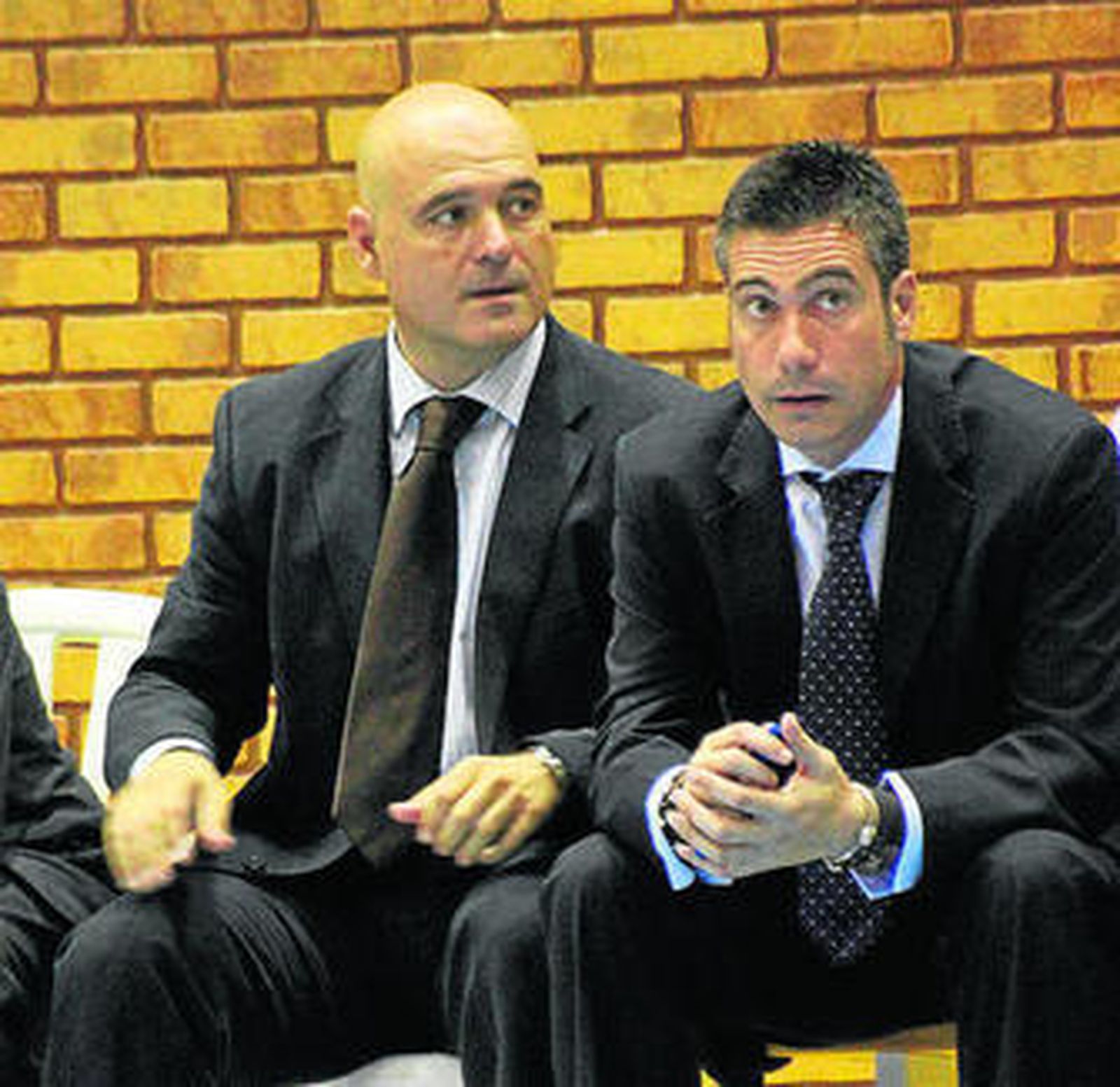 Francis Tomé, a la derecha, junto a Manolo Povea.