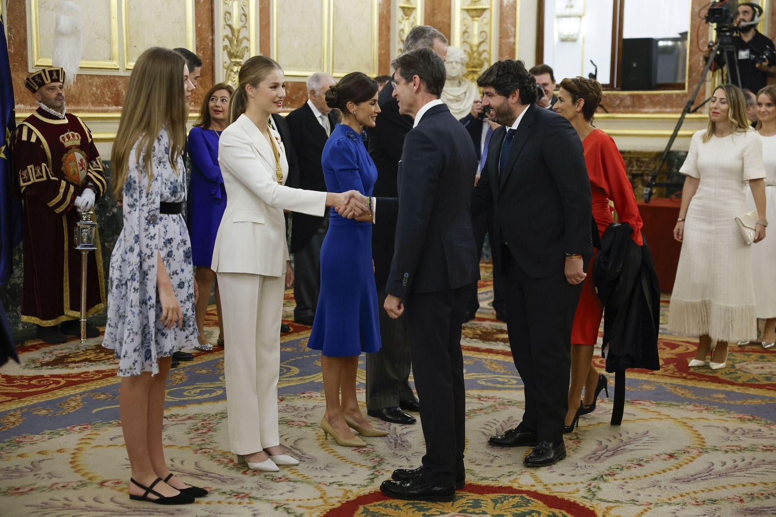 Las fotos de la jura de la Constitución de la princesa Leonor