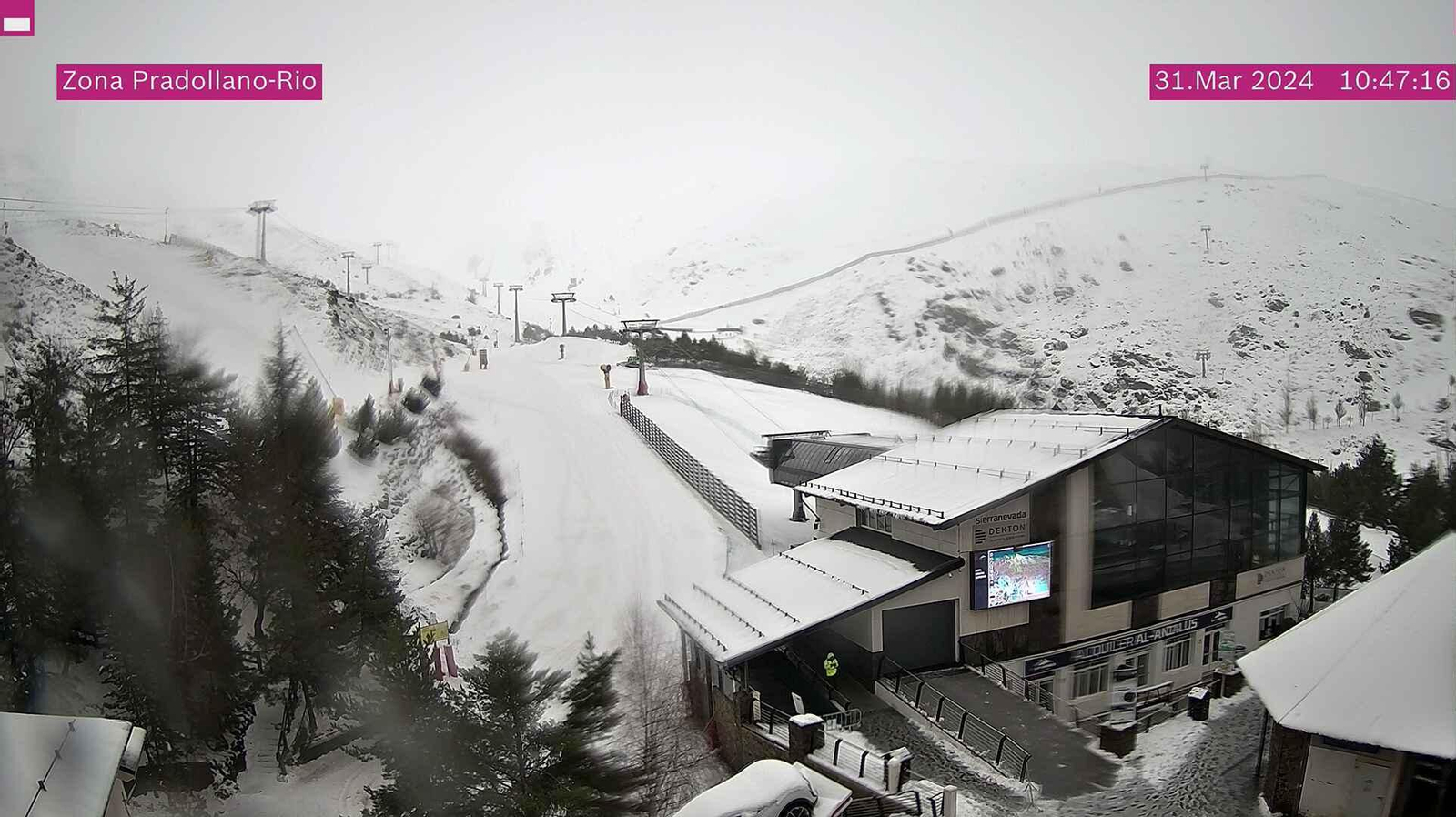 Pradollano este domingo a primera hora.