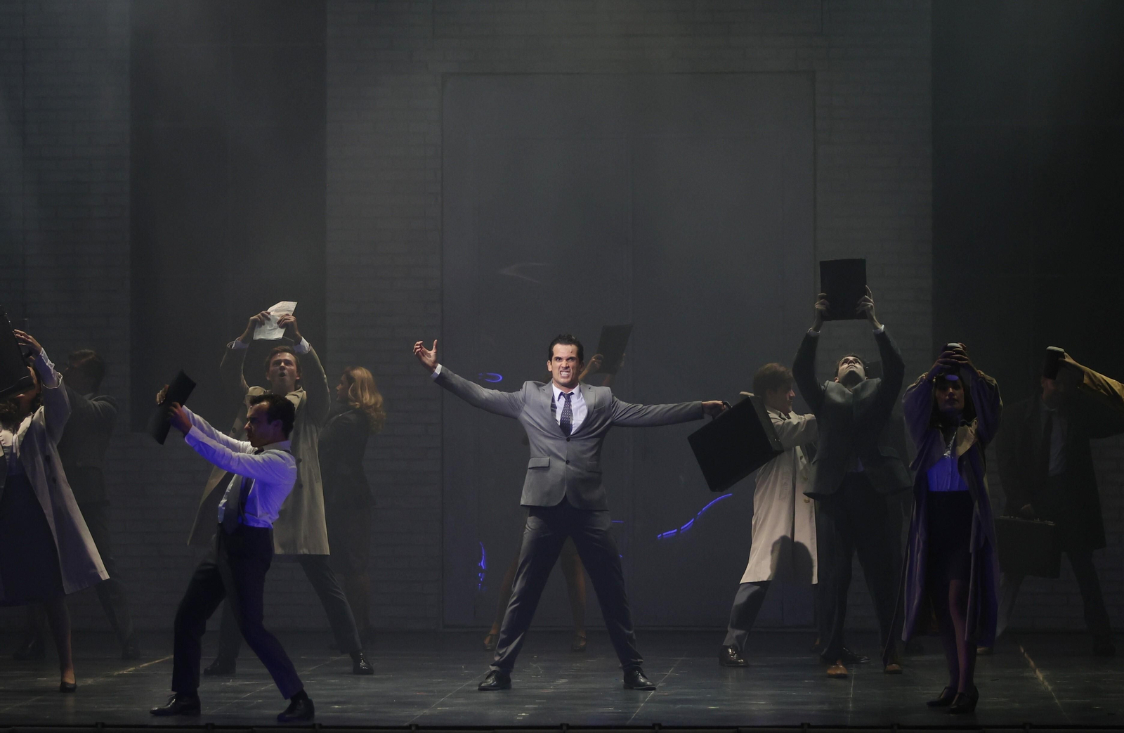 El musical de Ghost en Málaga, con David Bustamante y Ricky Merino, en fotos