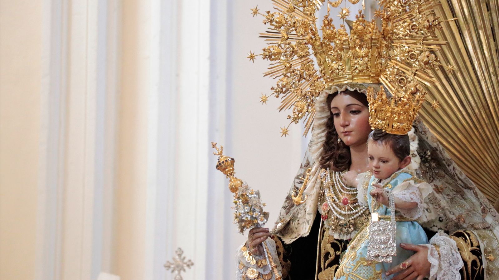 Veneración a Nuestra Señora del Carmen Coronada en el año 2020.