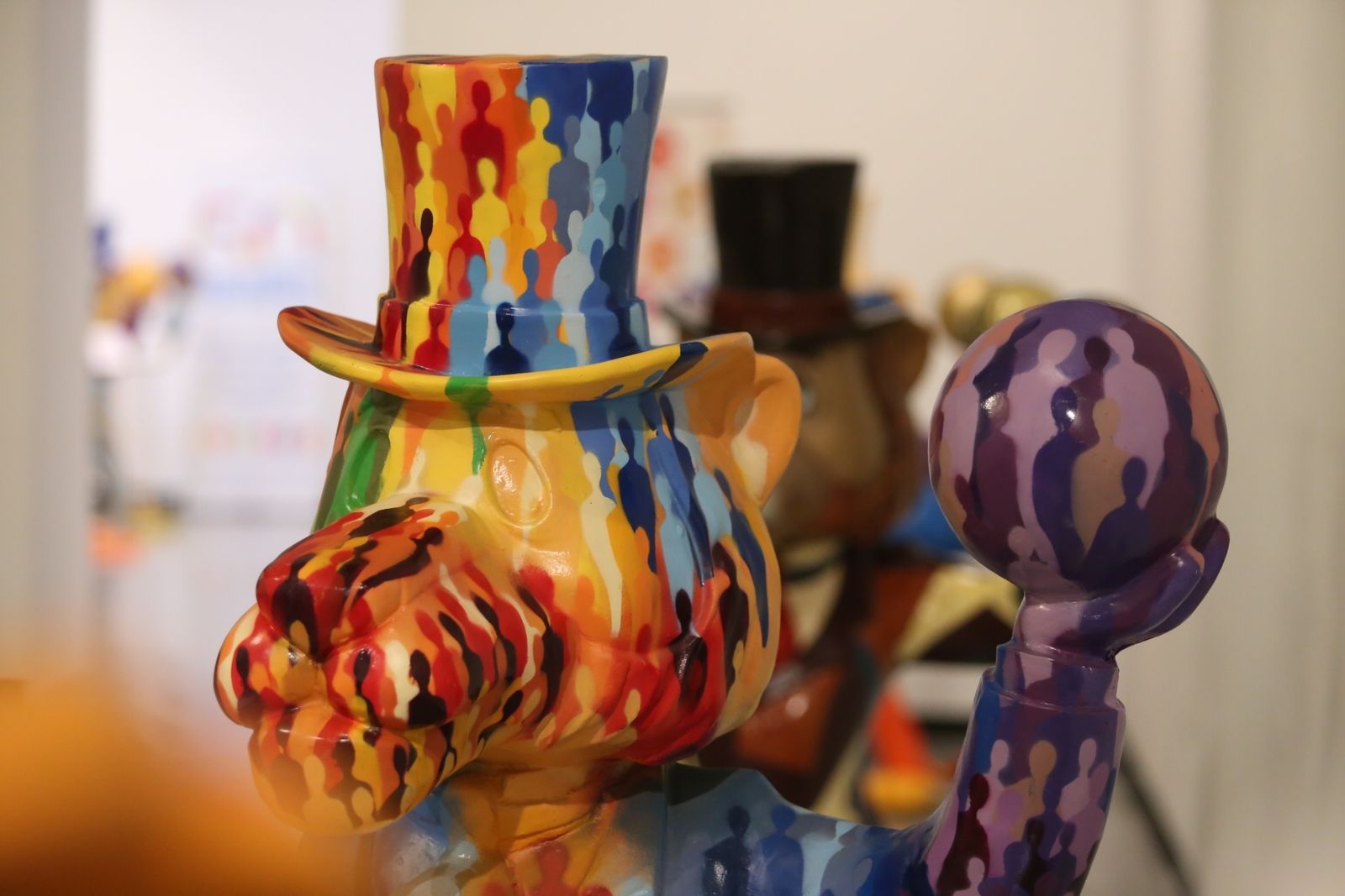 Las imágenes de la exposición 'La Vuelta de Willy Fog con Apadis'