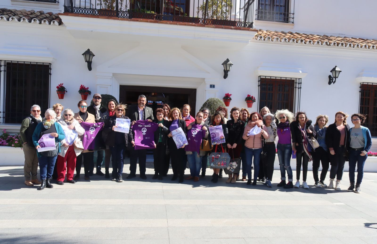 La presentación de las actividades para celebrar ‘Día de la mujer’ en Mijas.