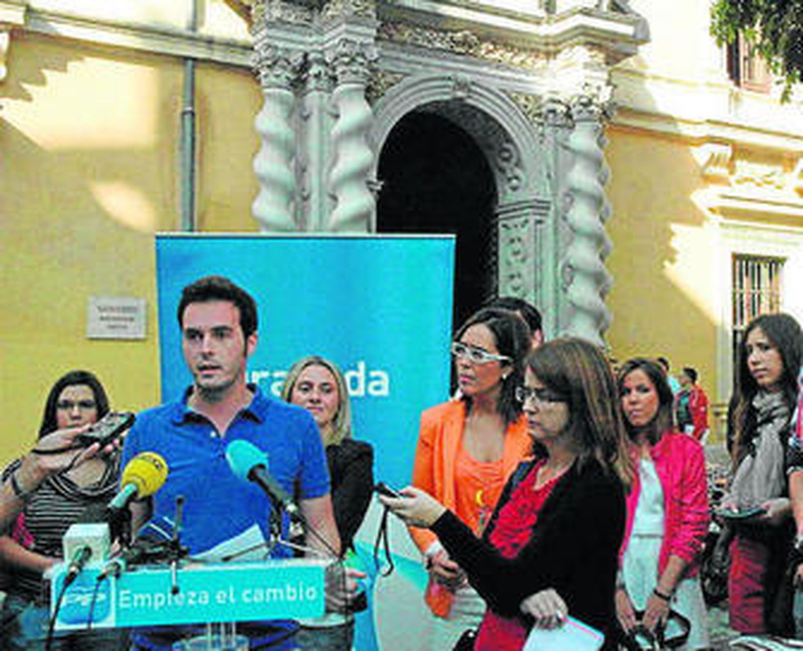 Juan Francisco Gutiérrez en la plaza de la Universidad, ayer.