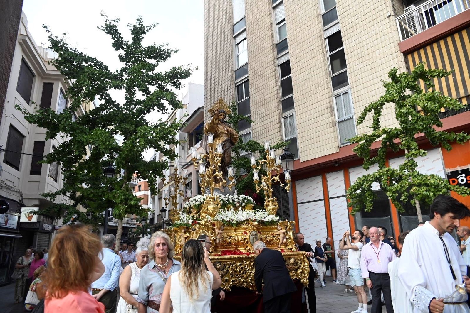 La procesión del Sagrado Corazón de Jesús de Córdoba, en imágenes