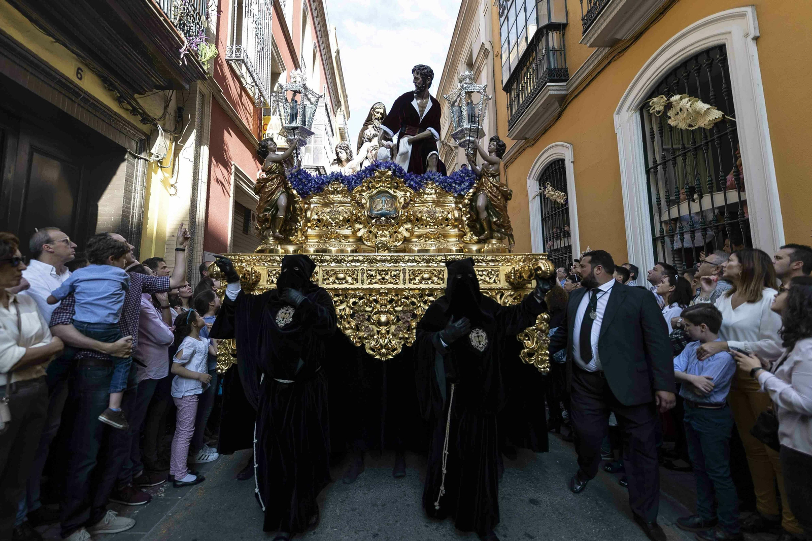 Las fotografías de la Hermandad de Santa Marta