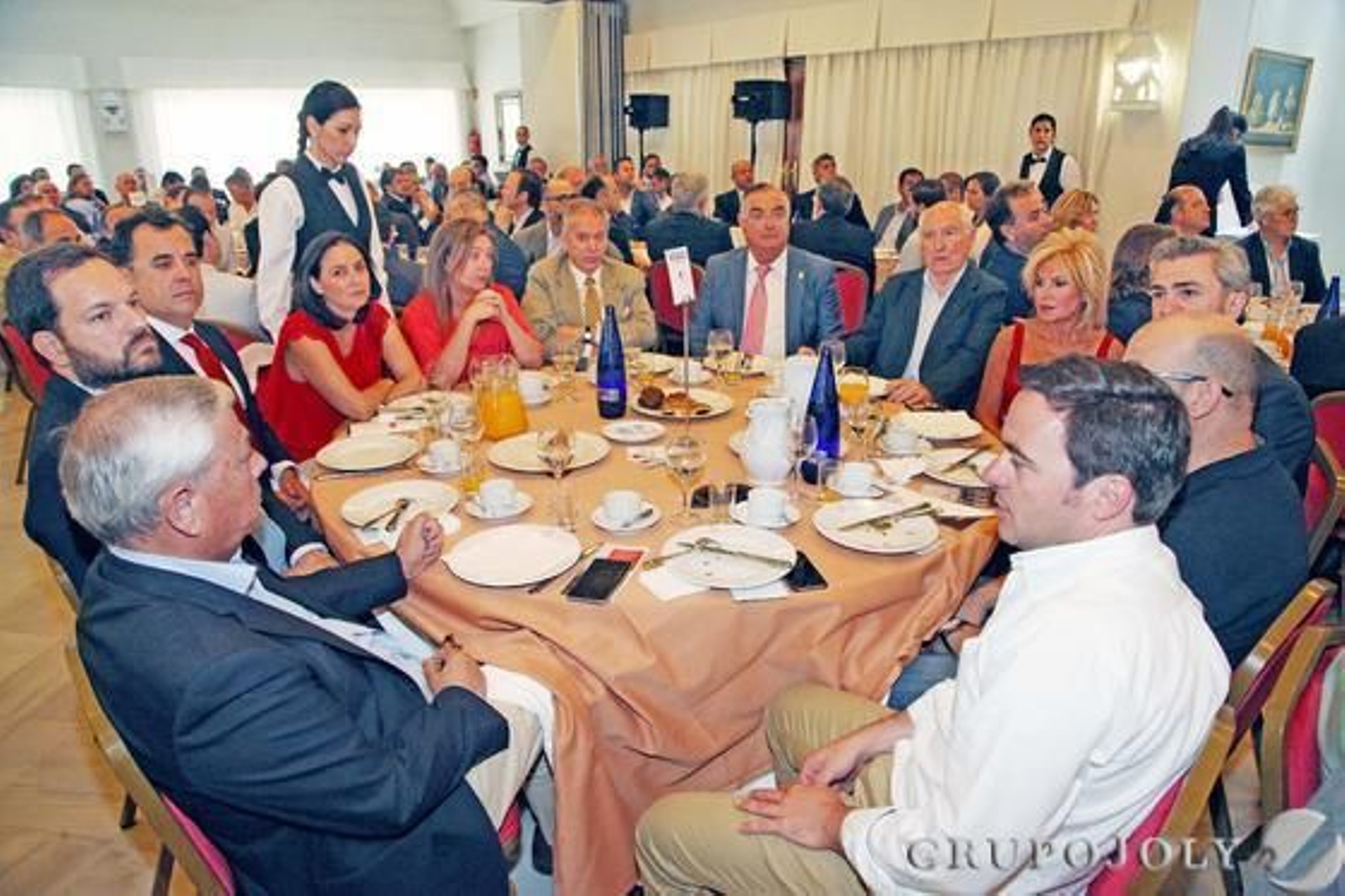 Antonio Martín, Enrique Morillo, Rafael Peinado, Marisa Cubilla, Amparo Pravia, José Patas, Fernando Carrasco, Ángel Zamorano, Gema Pedraza, David Delgado, Juan Manuel Florido, Juan Manuel Mirade.

Foto: Pascual · Vanesa Lobo