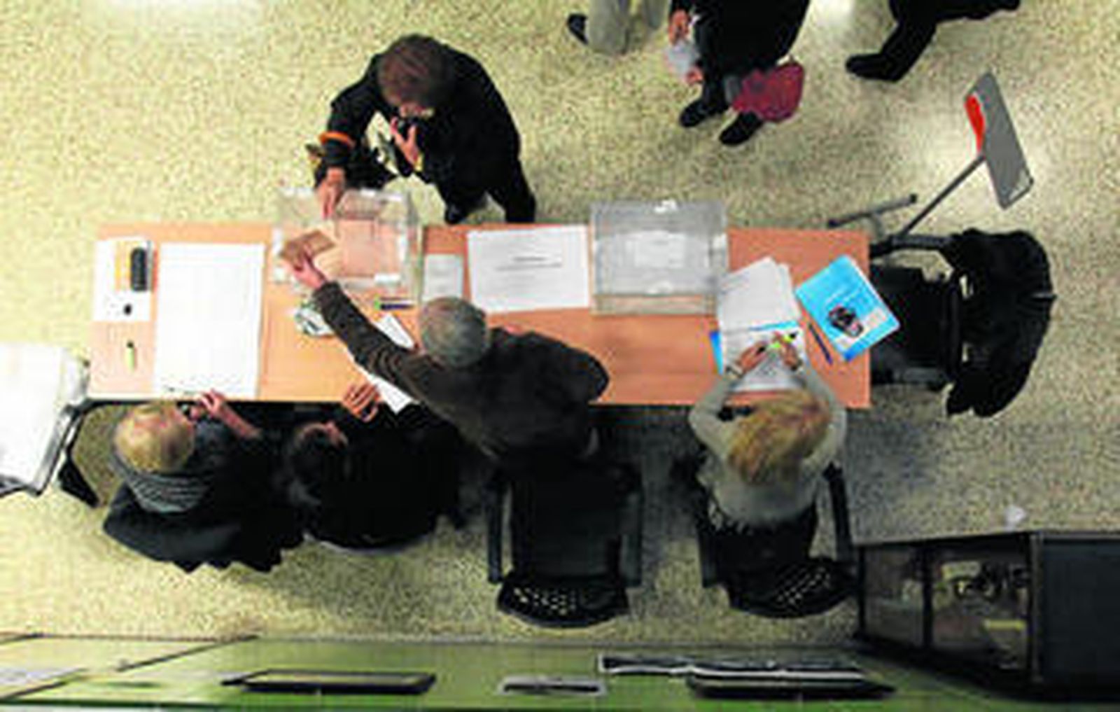 Vista de una de las mesas electorales.