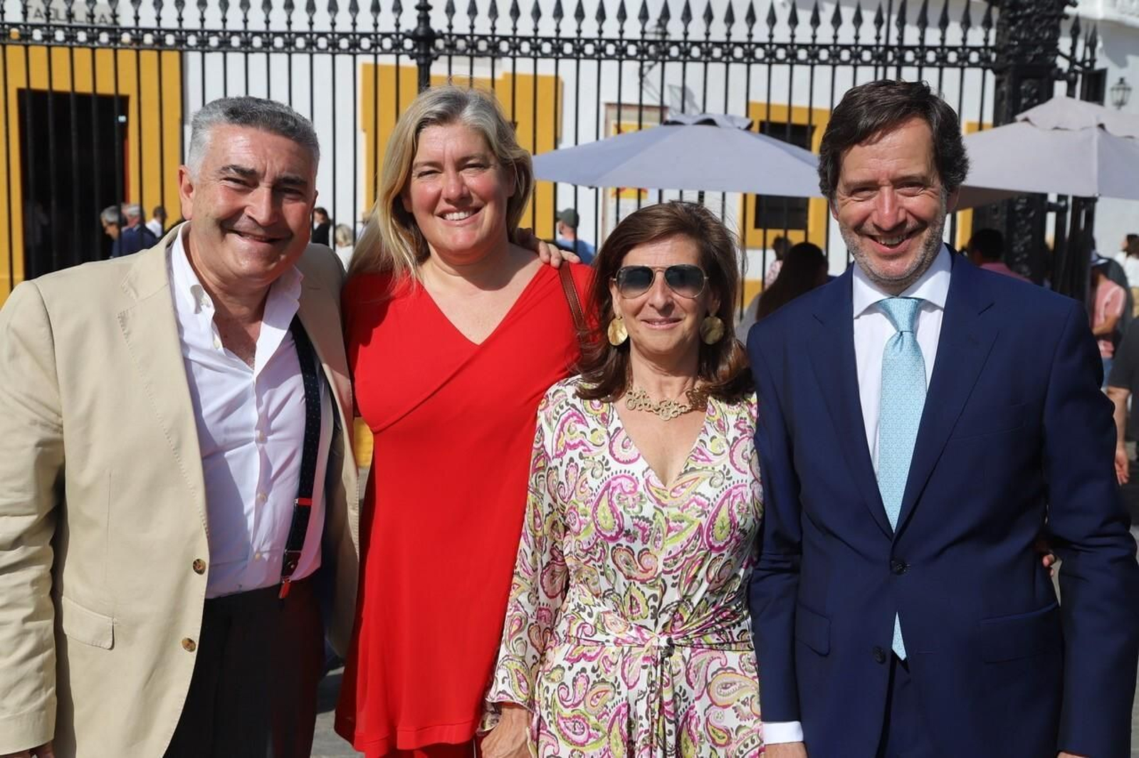 Agustín Ruiz Escribano, director de Reale compañía de Seguros, Coral Cañizares, Lola Martínez y Alfredo Núñez