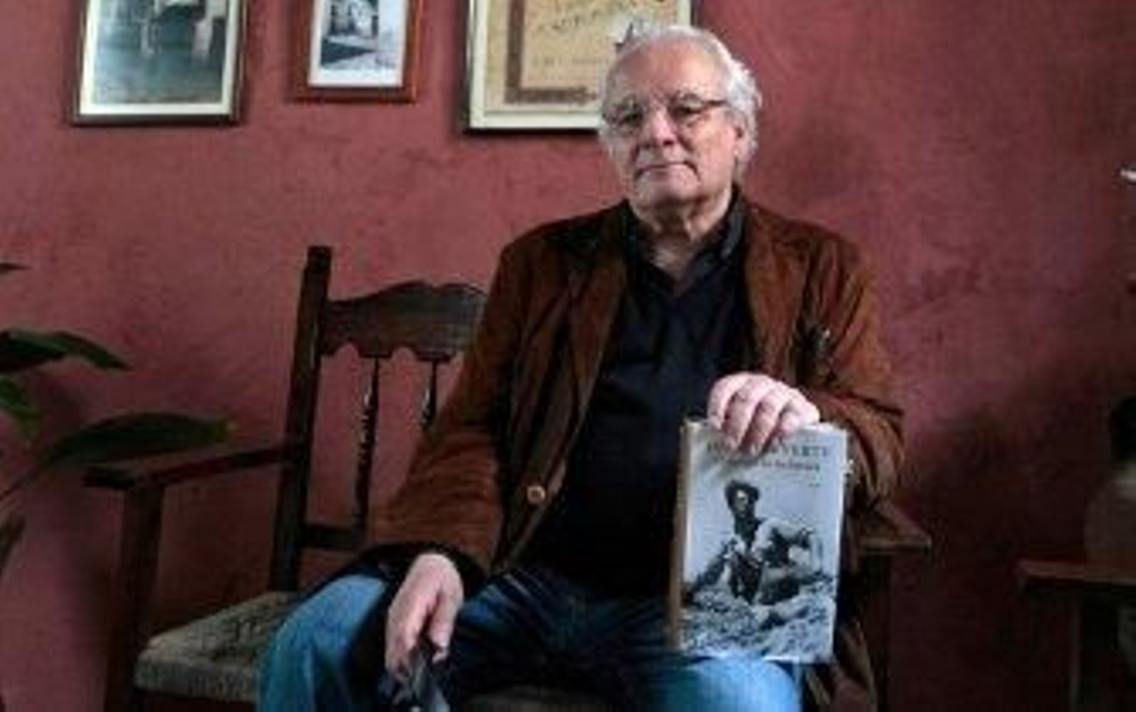 Tras los pasos del héroe para el que no hubo cantos