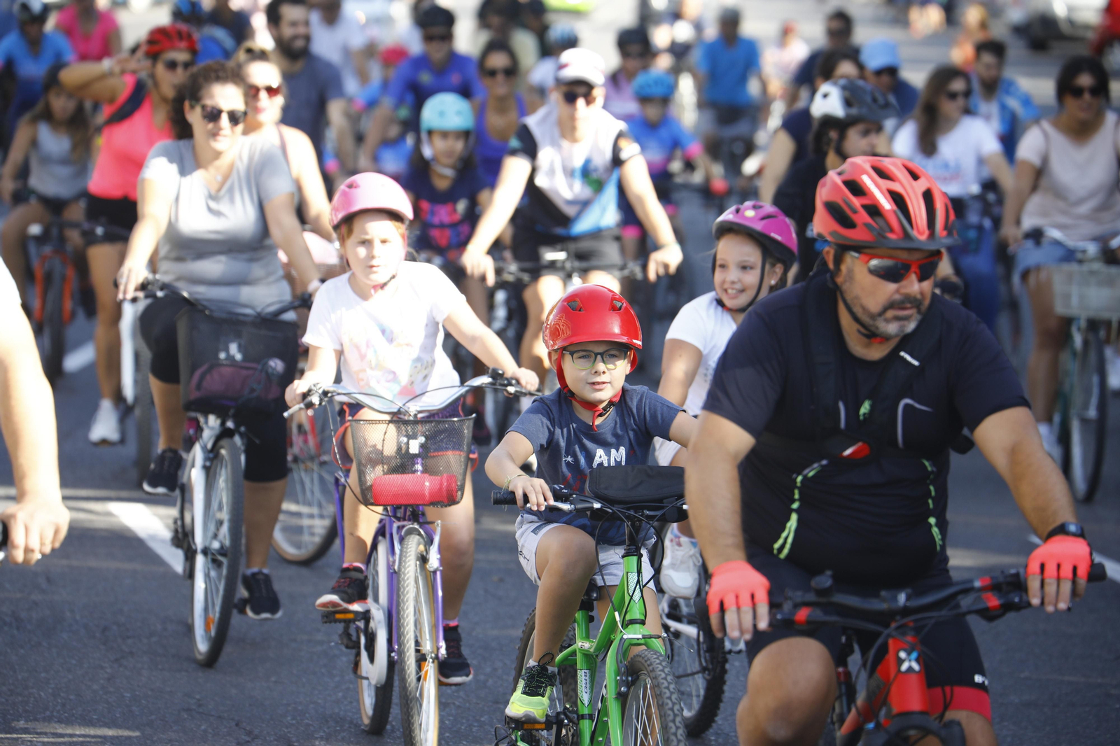 La Fiesta de la Bicicleta en Córdoba, en imágenes