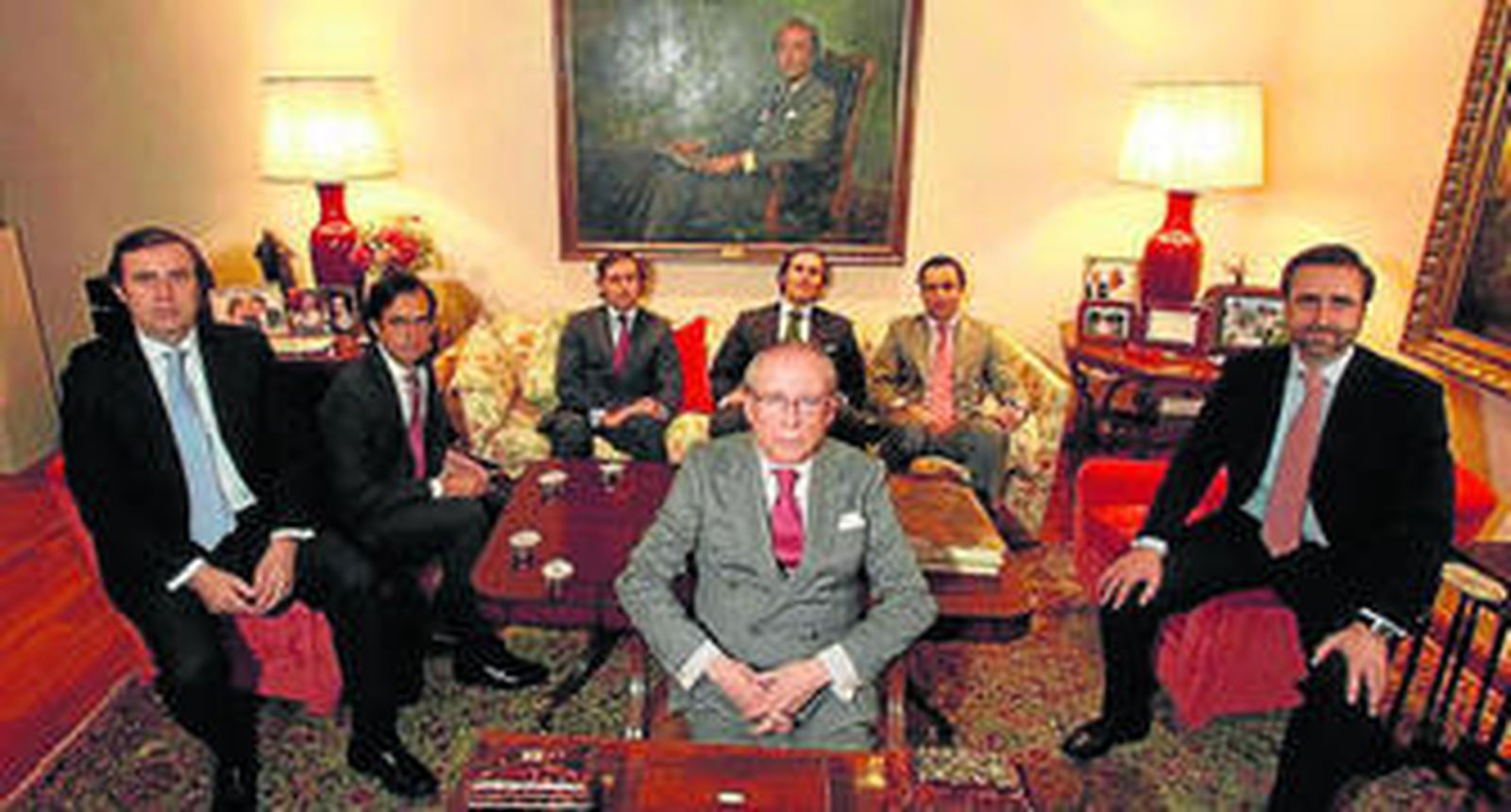 Zoilo, Alfonso, Pablo, Álvaro, J. María y Javier, junto a su padre, en 2011.