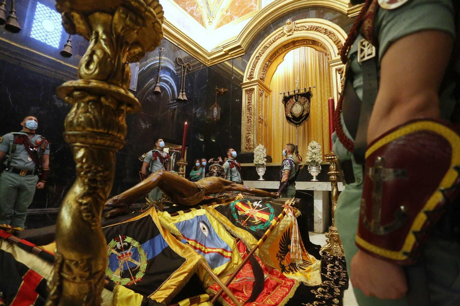 La guardia de los legionarios al Cristo de Mena en Málaga