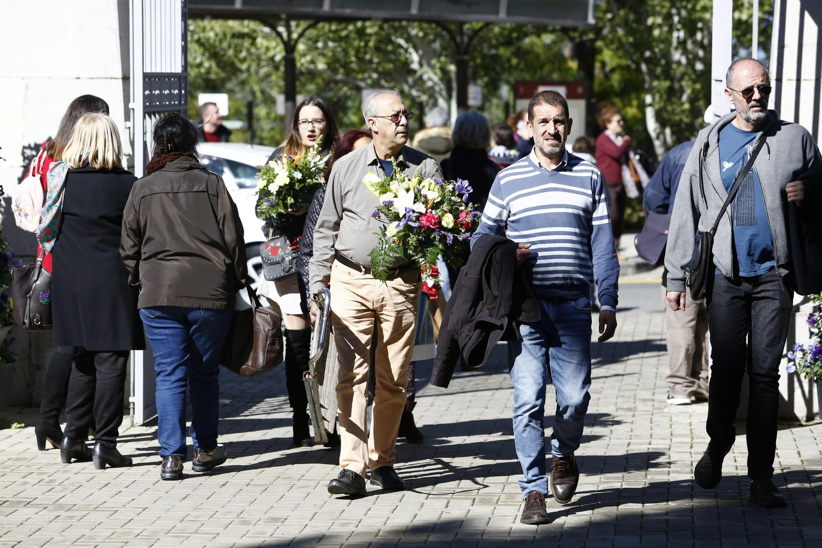 Las imágenes de Día de todos los santos en el cementerio