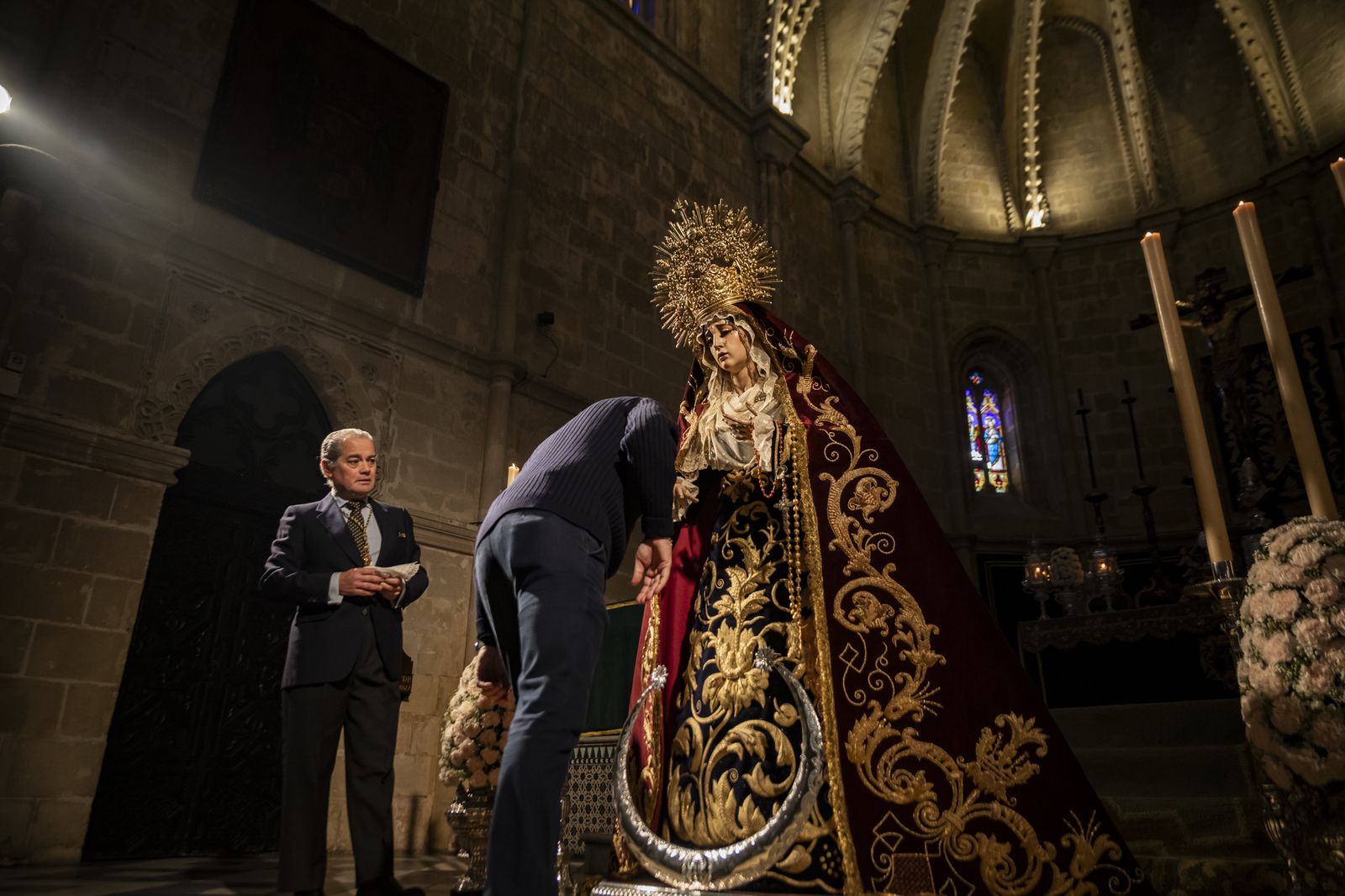 Las imágenes de los besapiés y besamanos del Segundo Domingo de Cuaresma en Jerez