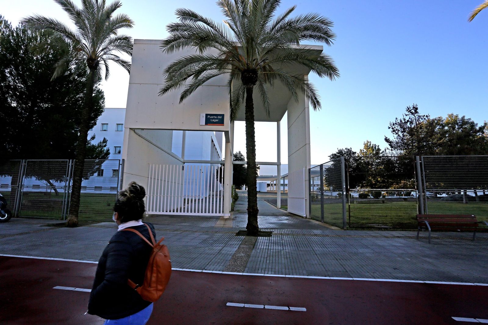 Una imagen de unos de los accesos al Campus de La Asunción.