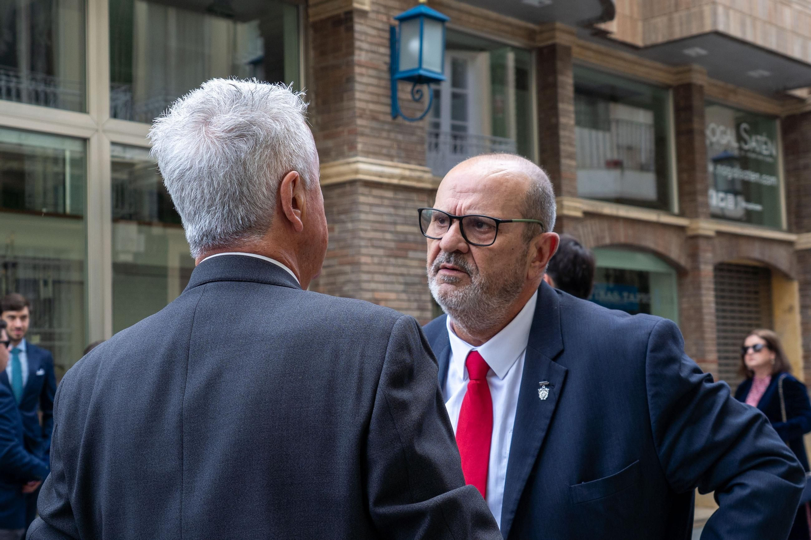 Imágenes del ambiente en el Pregón de la Semana Santa de Huelva 2025