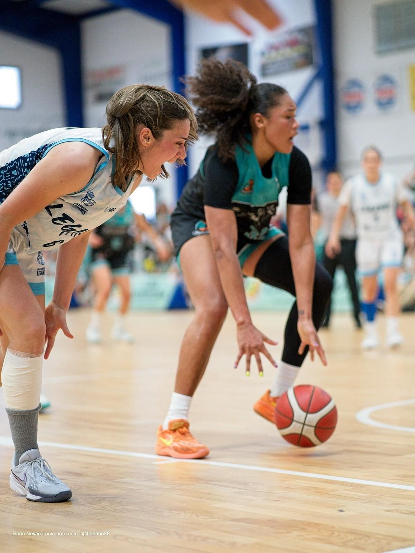 La fiesta en Estepona tras eliminar al Leganés