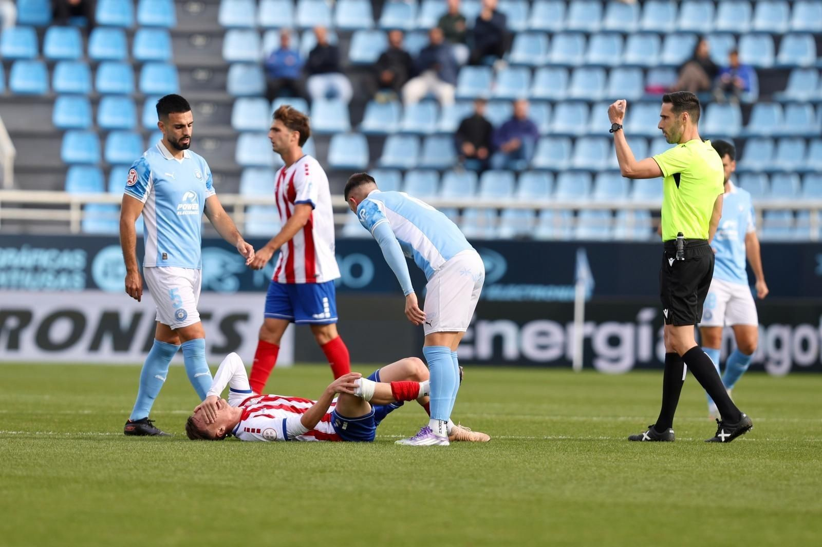Las mejores fotos del Ibiza - Algeciras CF de la Primera Federación