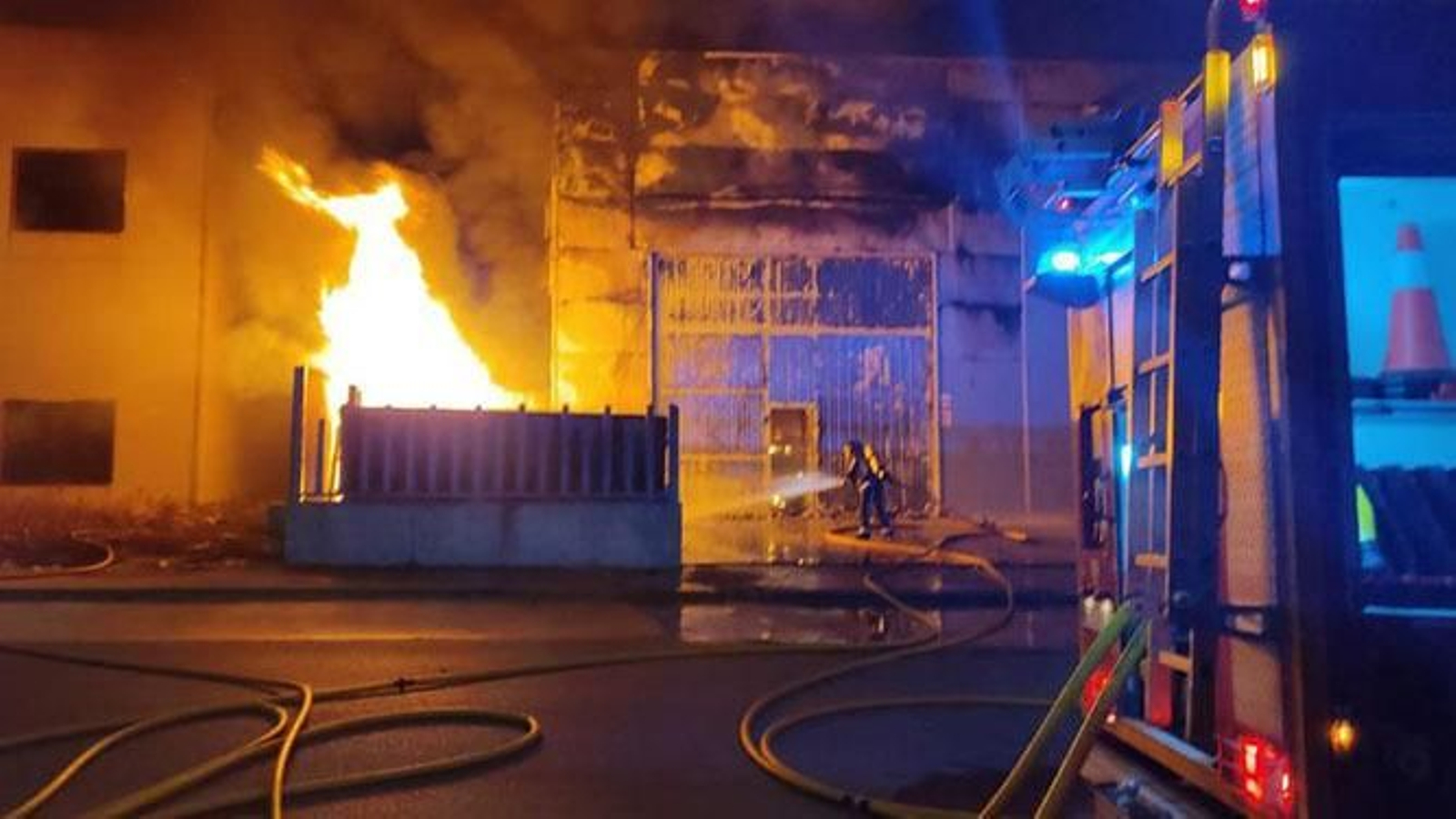 Incendio en las instalaciones de Gerpla, en Lucena