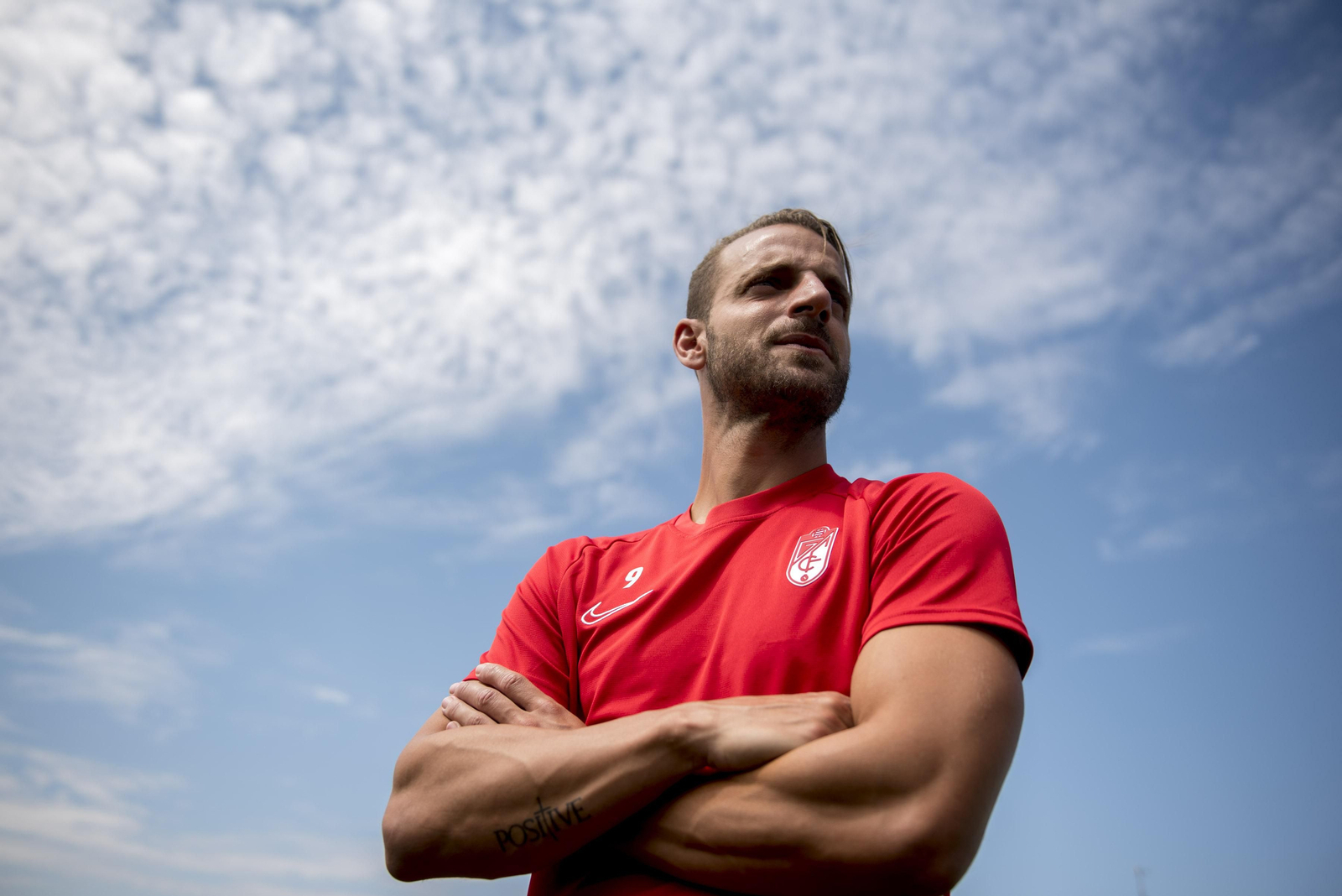 El fichaje más mediático del Granada CF espera volver a ser el de antes de su grave lesión. El fichaje más mediático del Granada CF espera volver a ser el de antes de su grave lesión.