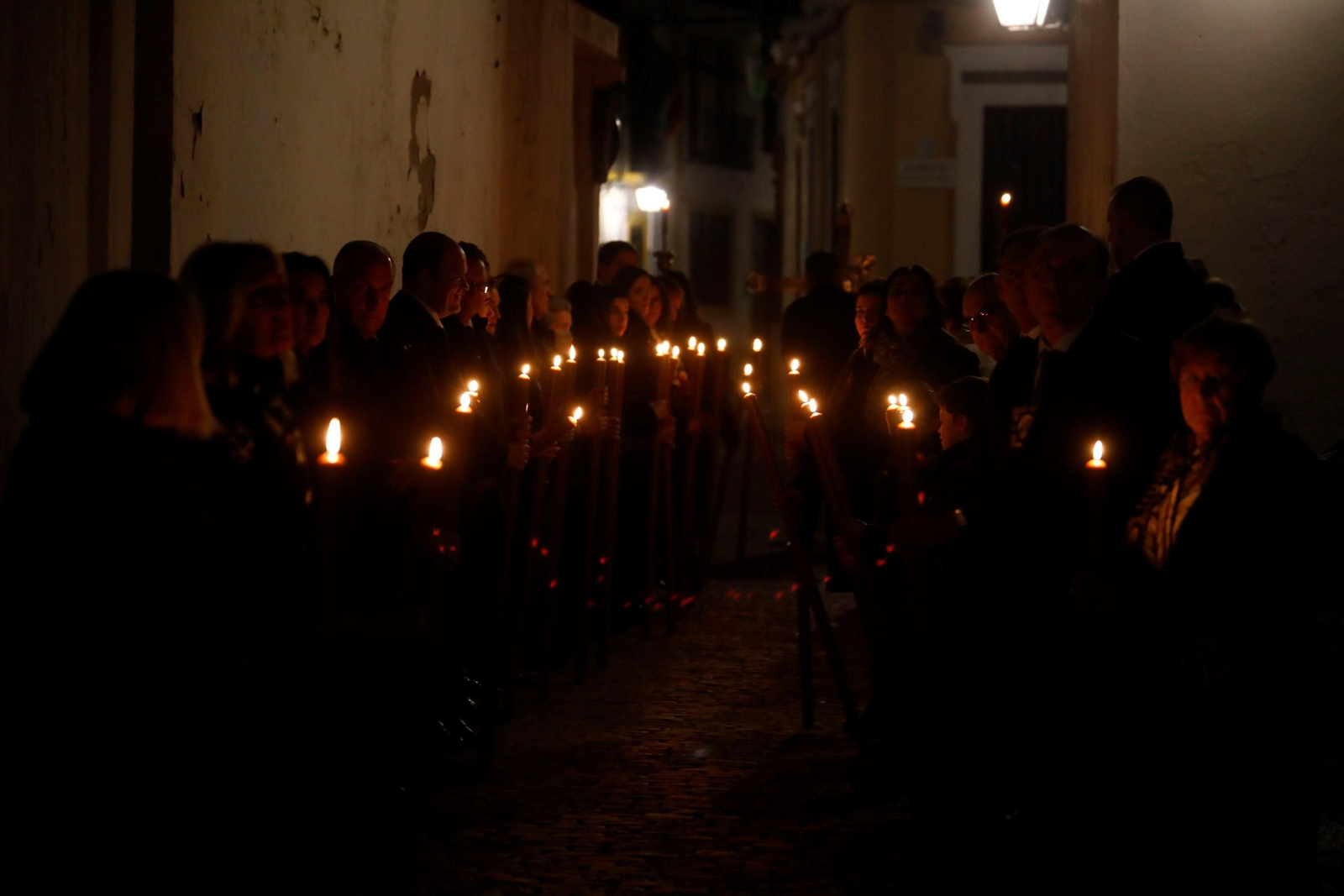 Las mejores imágenes del vía crucis del Cristo de la Clemencia en Córdoba Las mejores imágenes del vía crucis del Cristo de la Clemencia en Córdoba