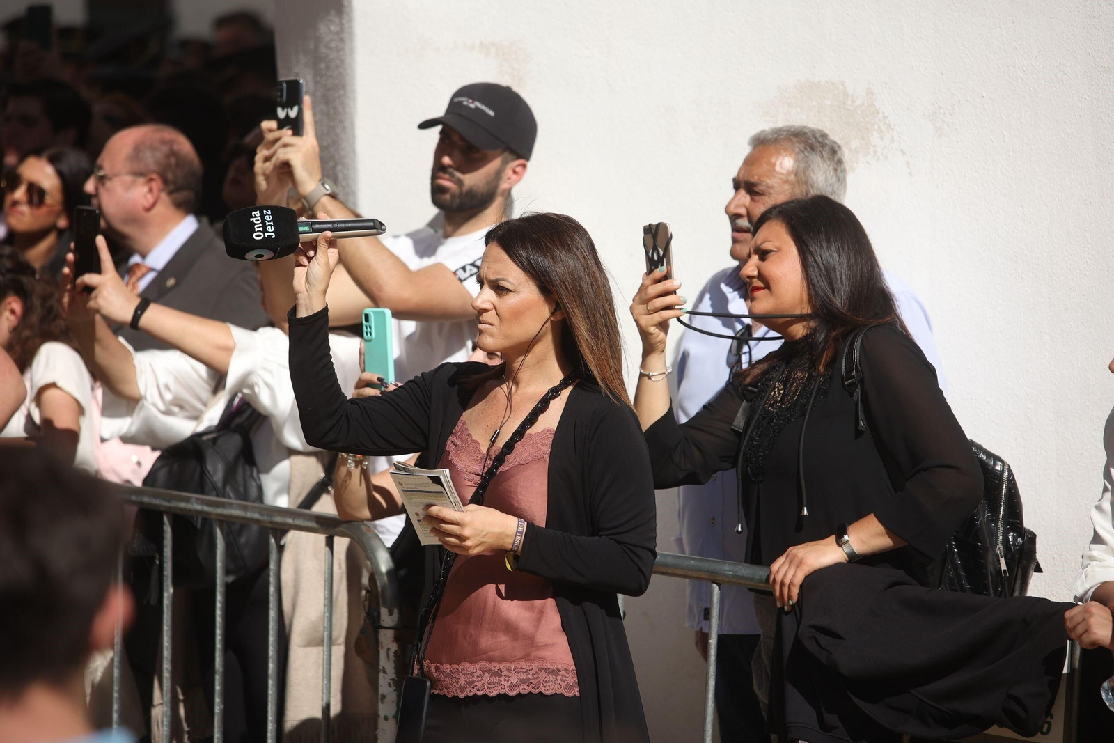 Miércoles Santo en Jerez: Las imágenes de la hermandad de las Tres Caídas.