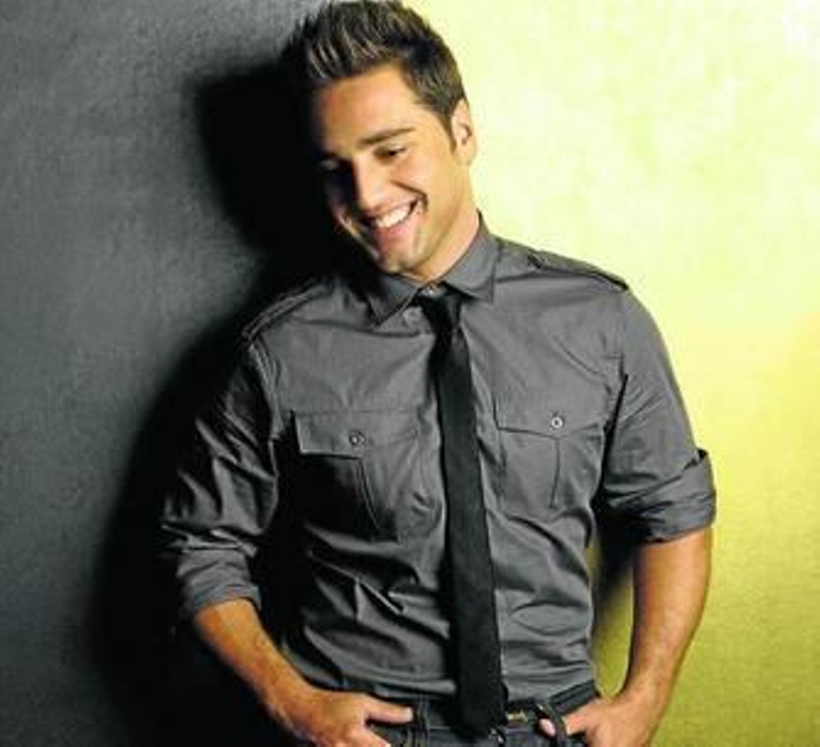 Bustamante y Mónica Naranjo tienen fecha y hora en Guadix